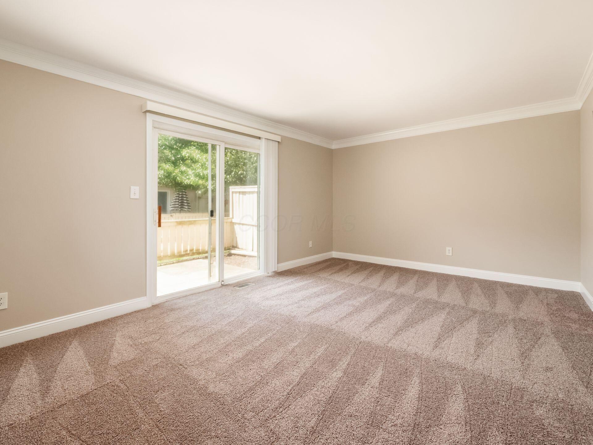 2557 Olde Hill Court S