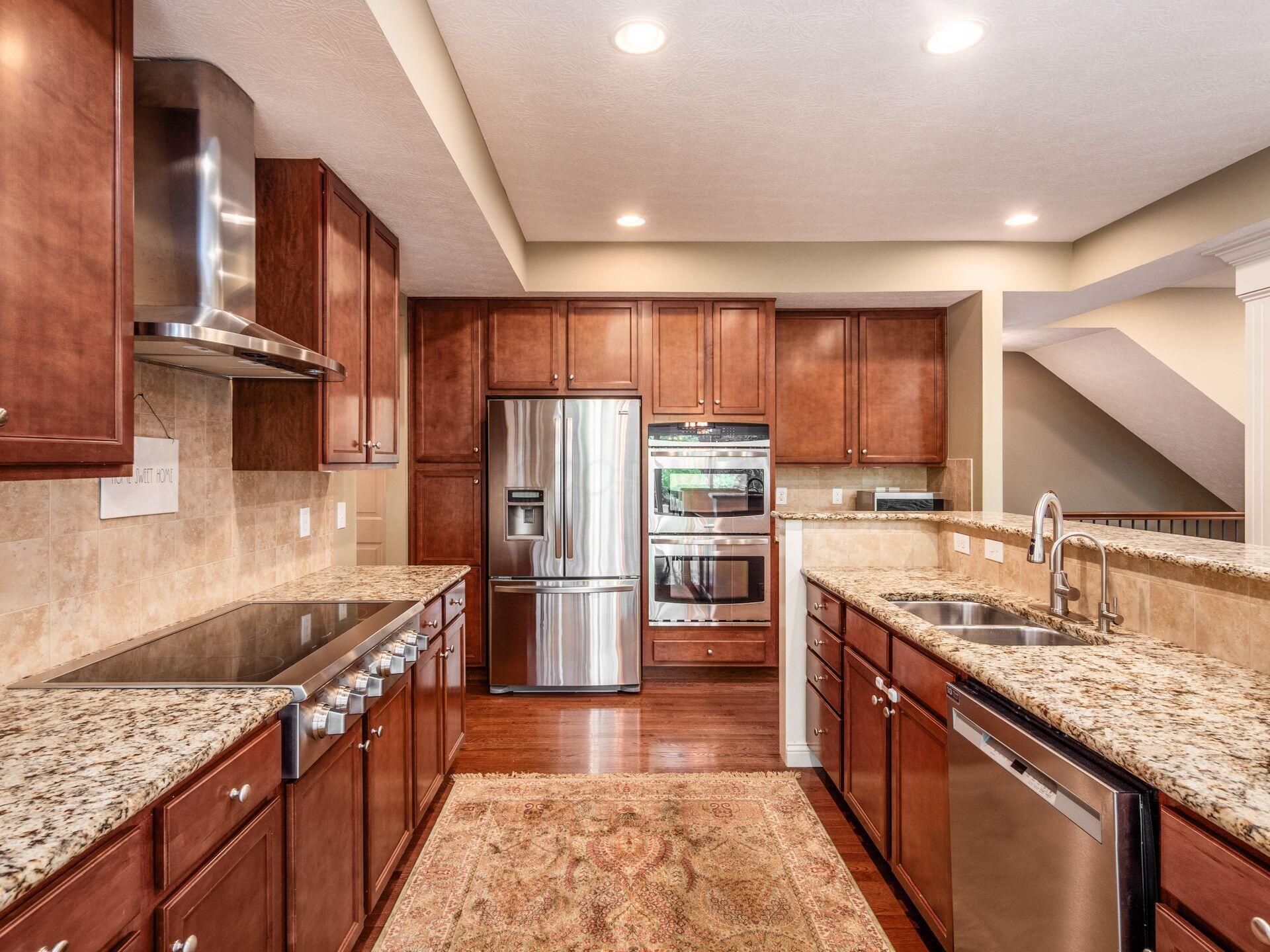 6504 Shadewater Drive