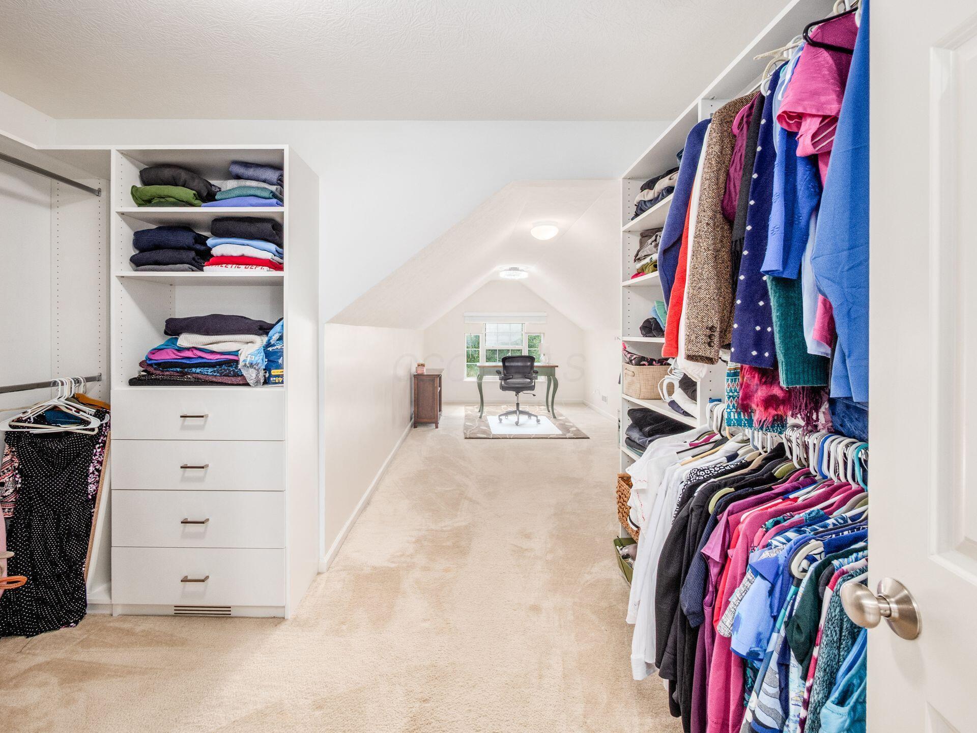 6504 Shadewater Drive