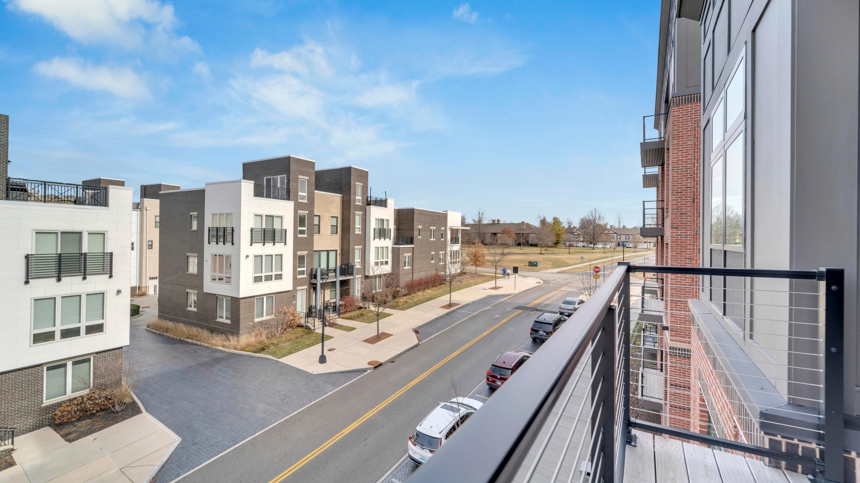 6640 Mooney Street, 412 412