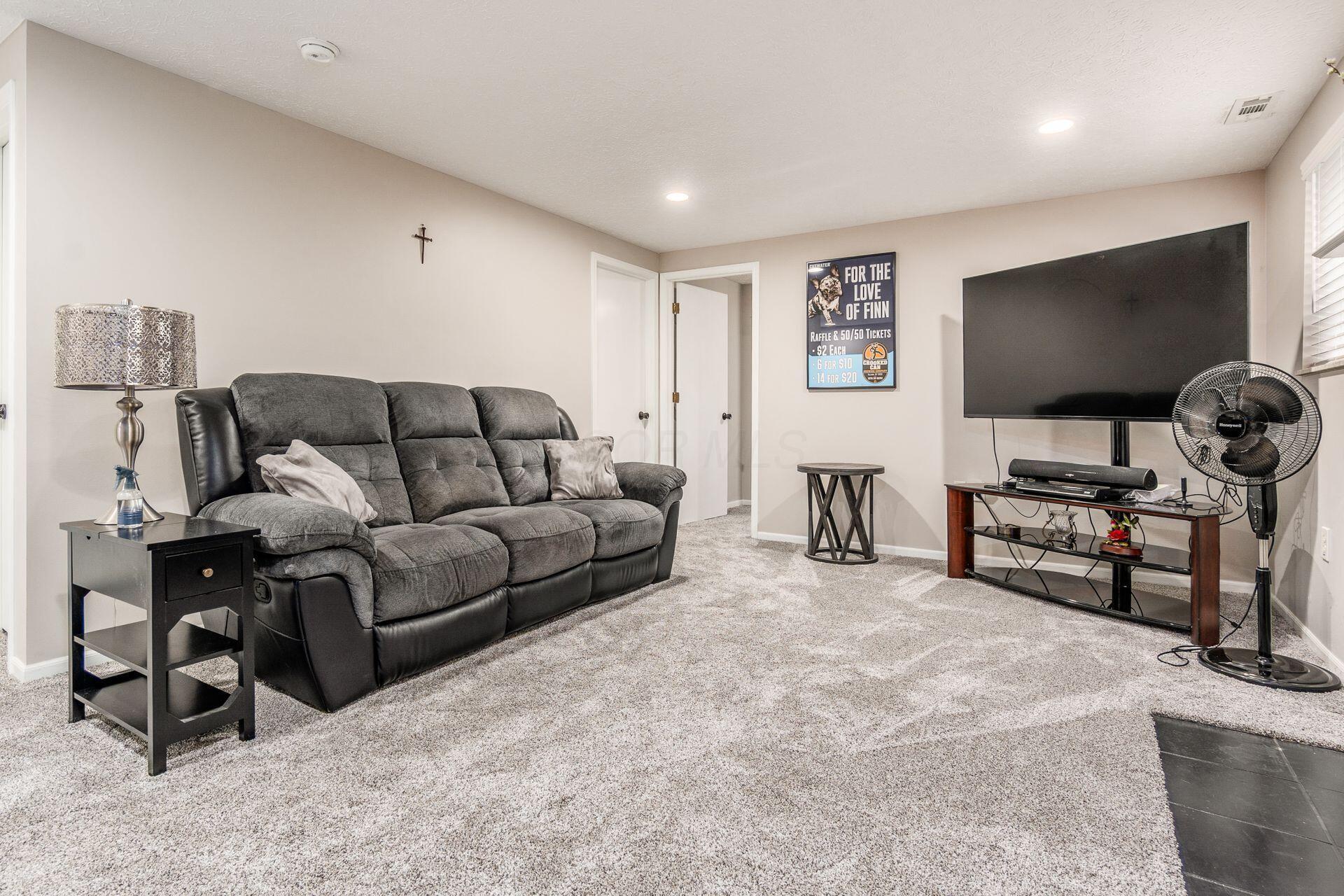 2817 Westrock Drive, Hilliard