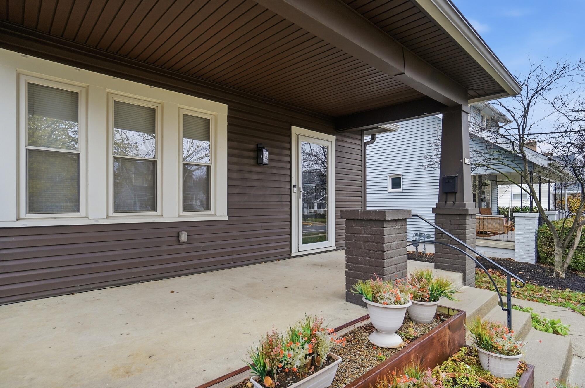 1129 Mulford Road