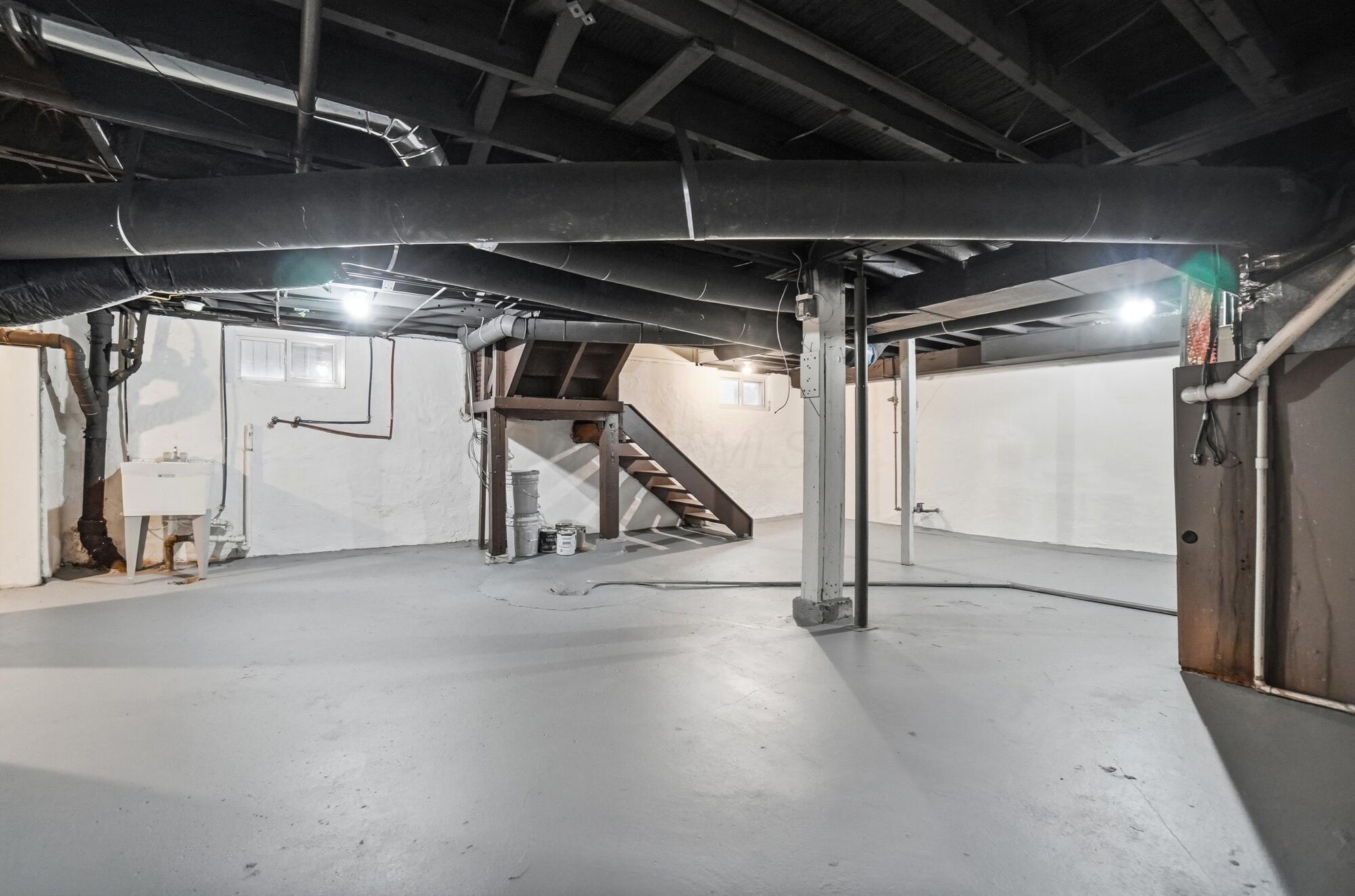 1129 Mulford Road