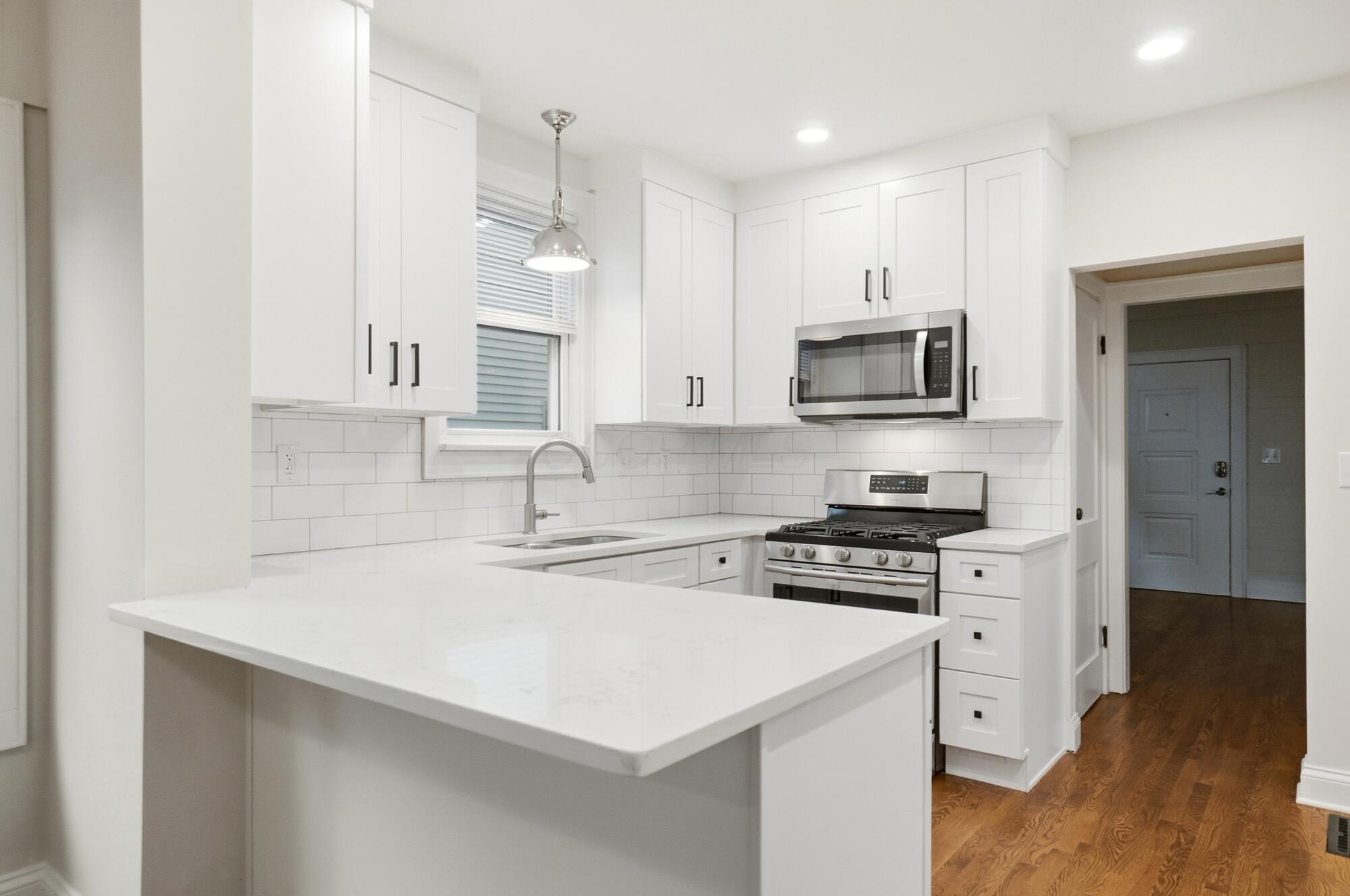 1129 Mulford Road