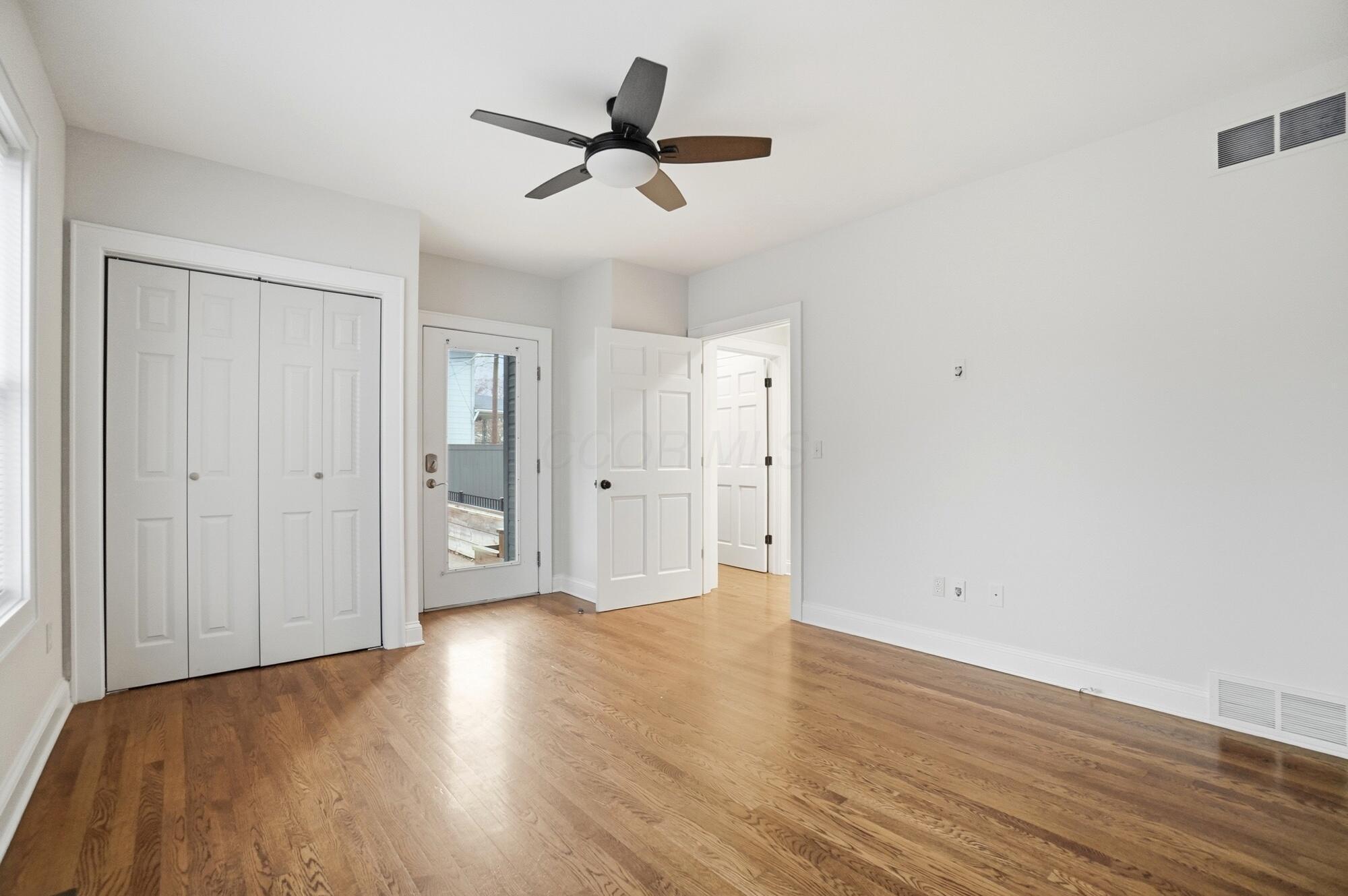1129 Mulford Road