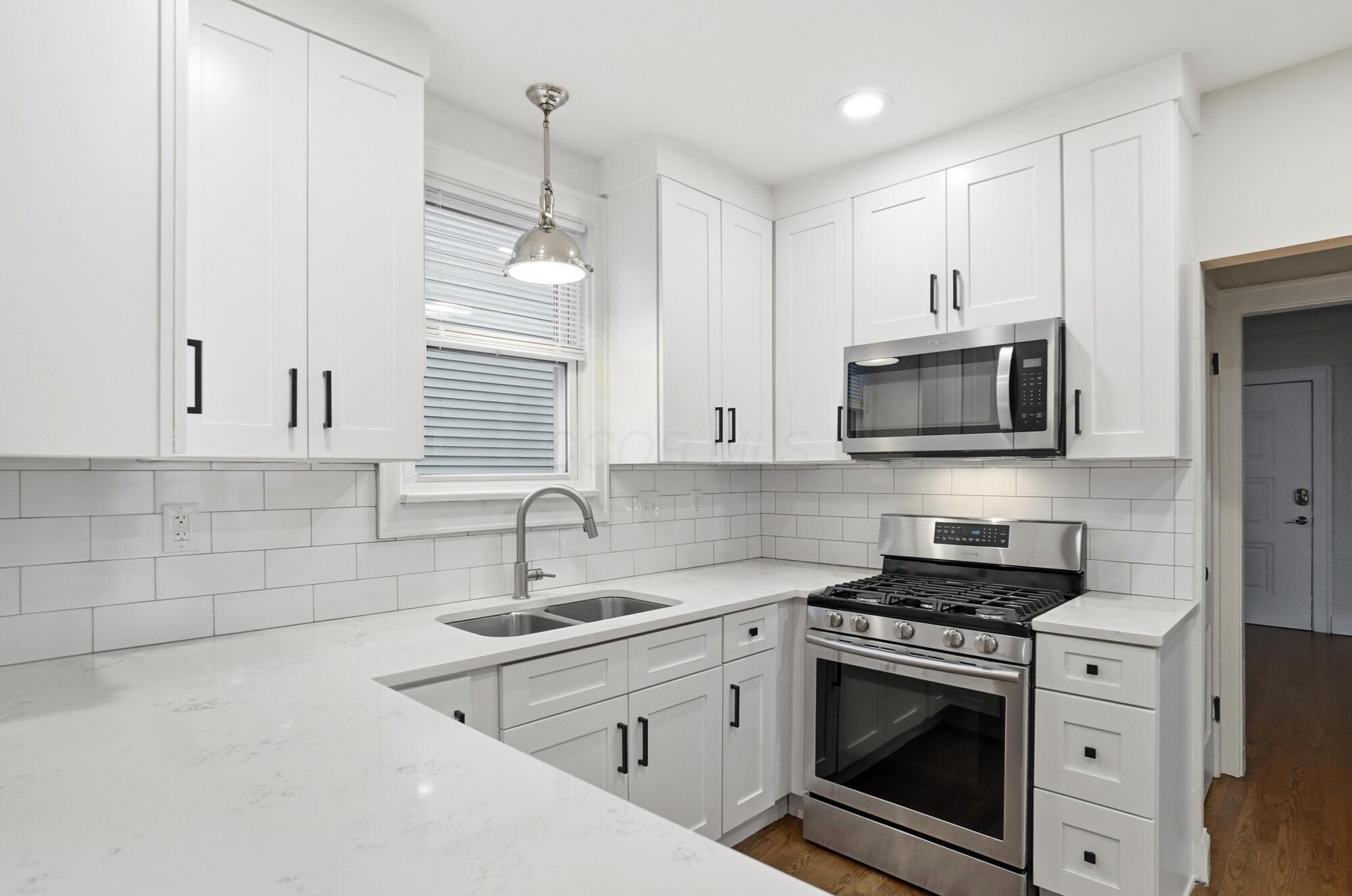 1129 Mulford Road