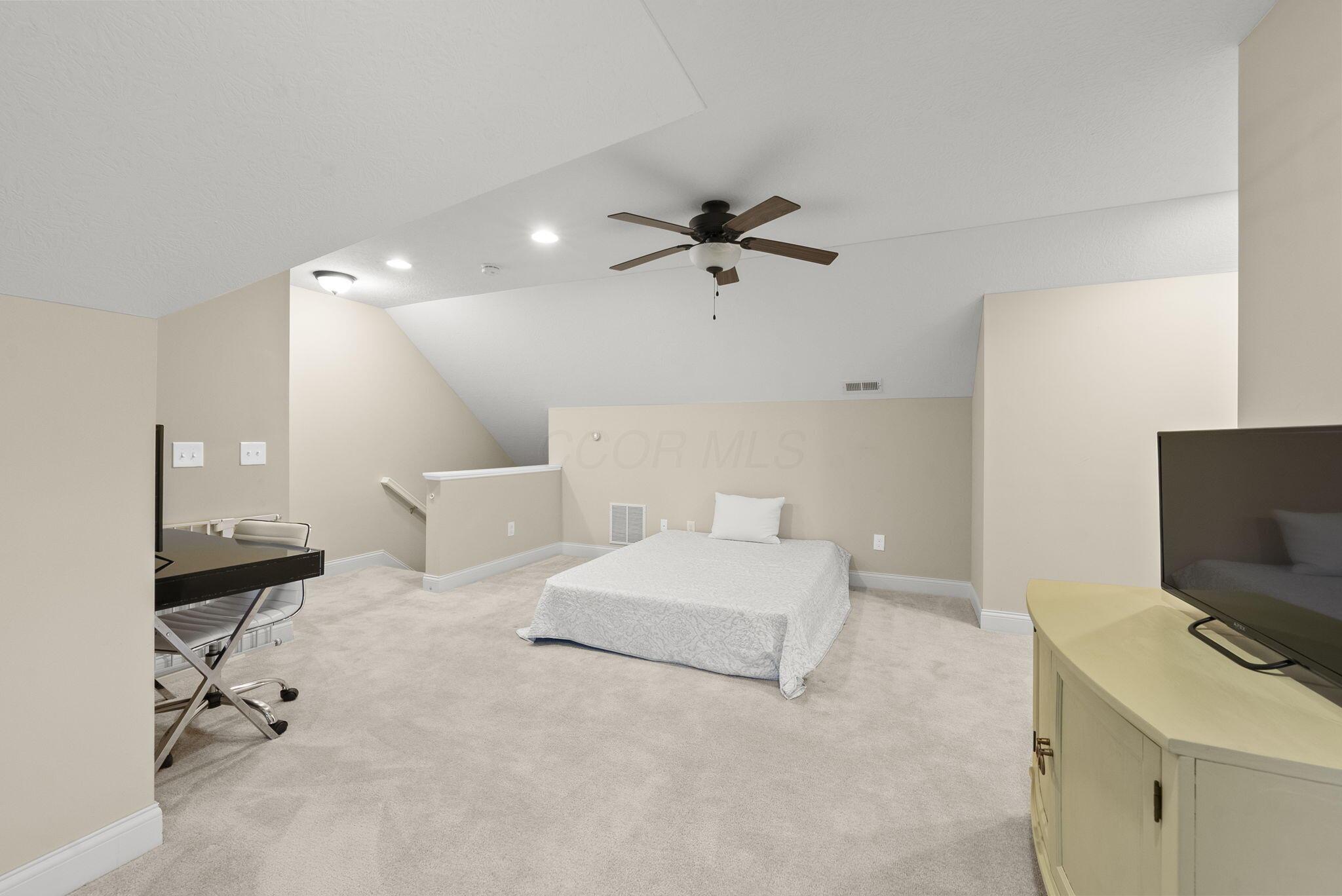 25 Whistling Way Drive