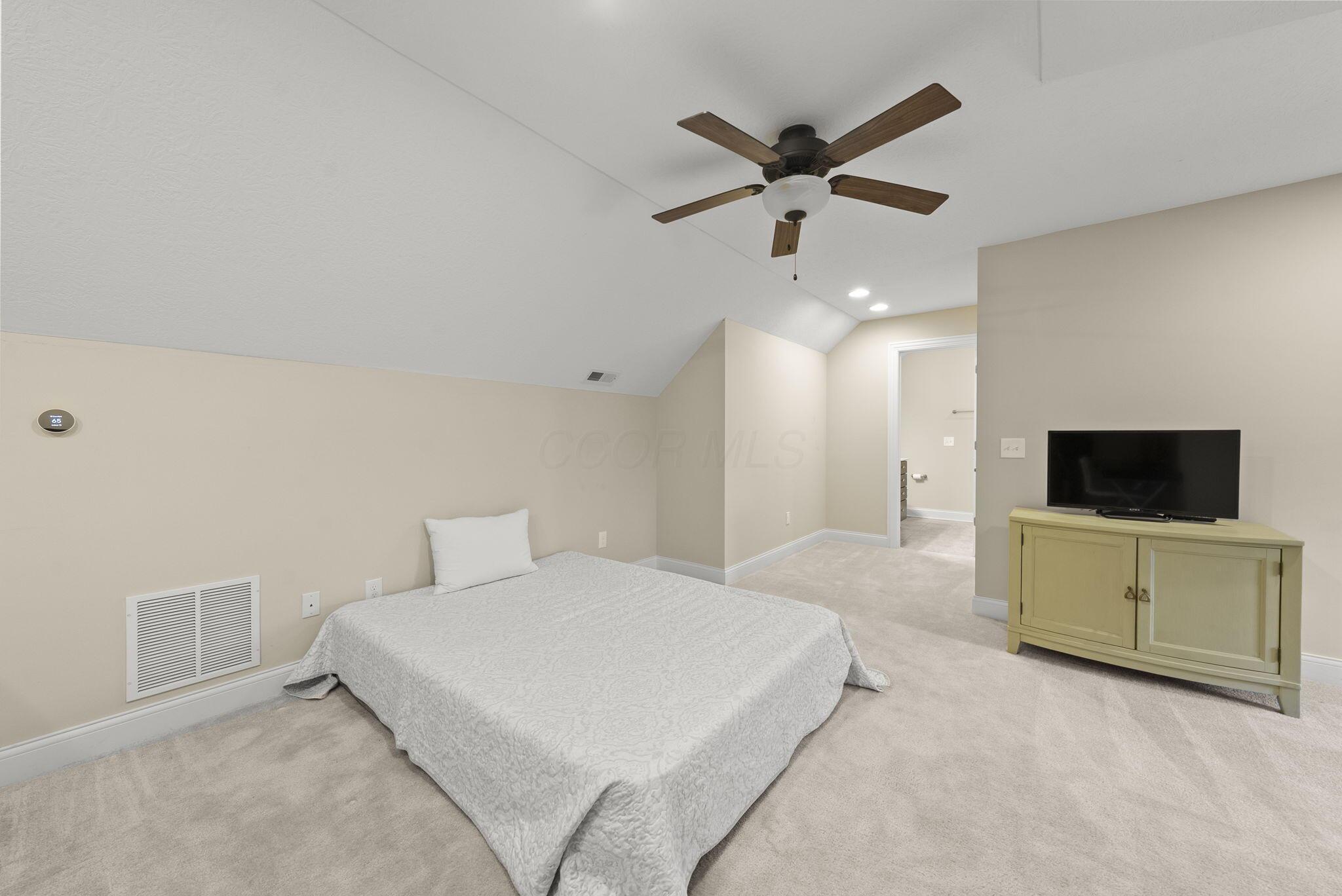25 Whistling Way Drive