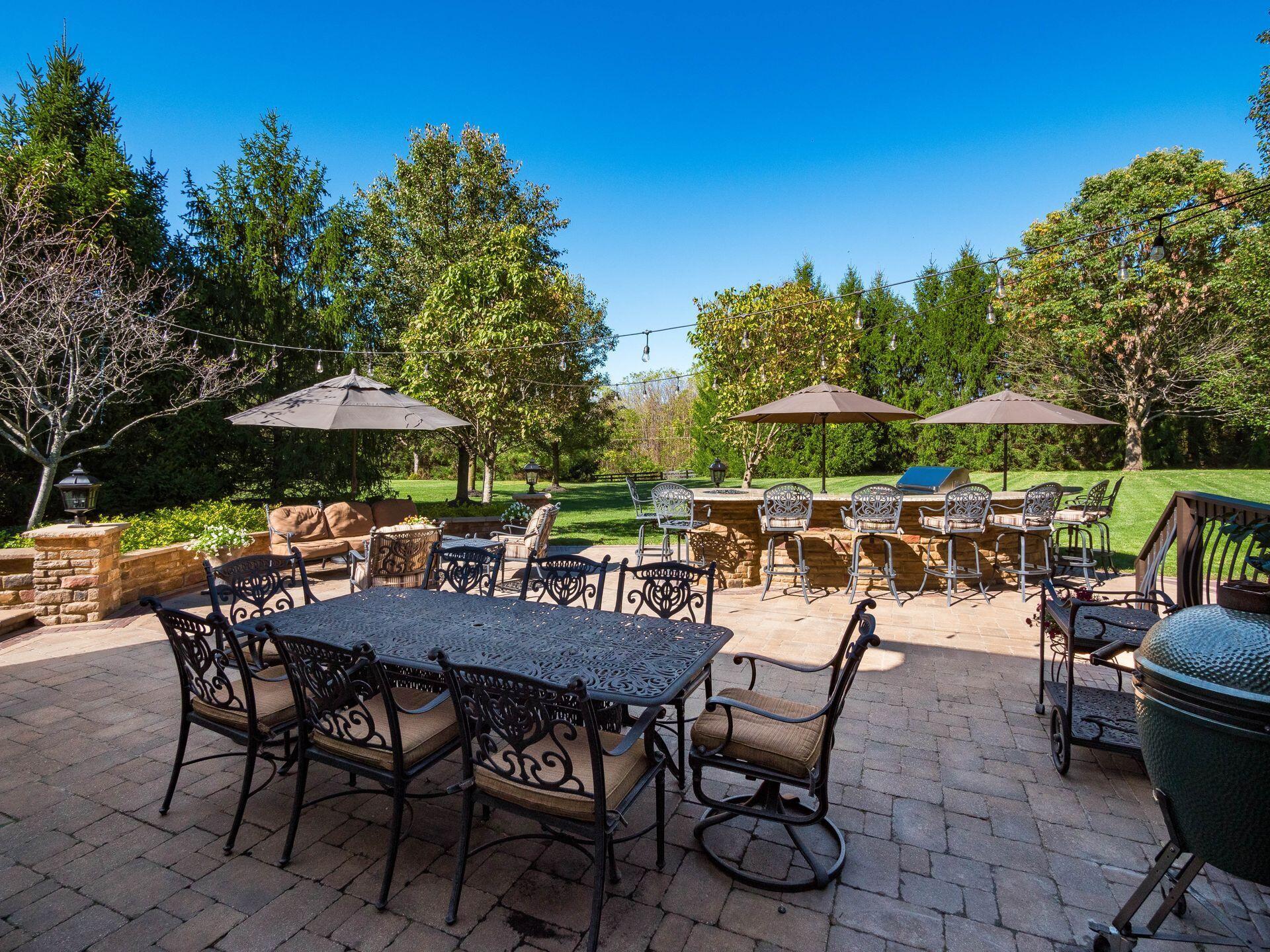 5208 Rosalind Boulevard