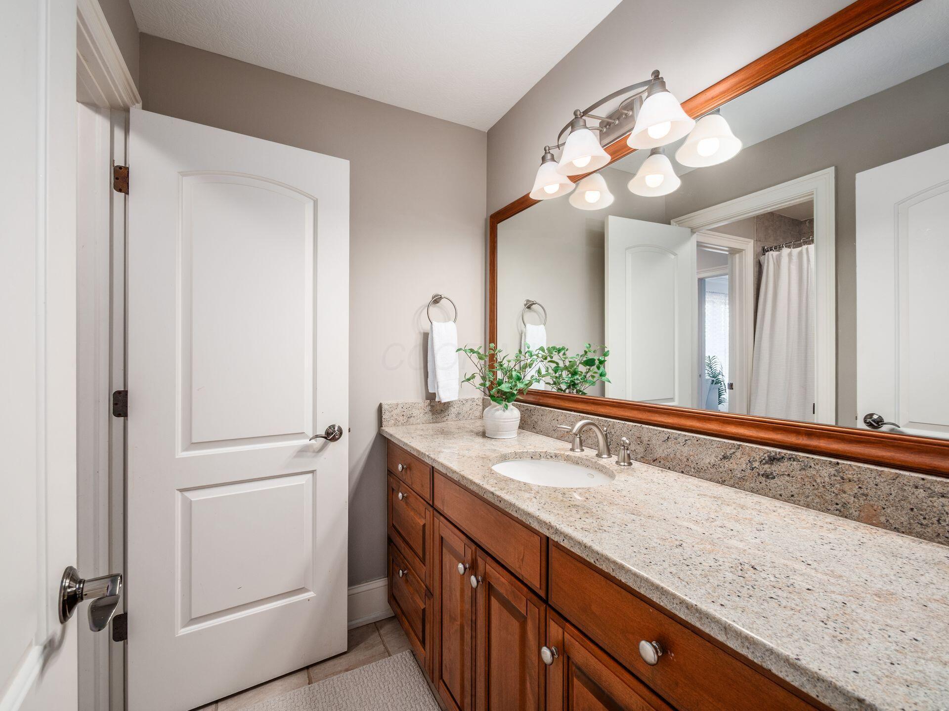 5208 Rosalind Boulevard