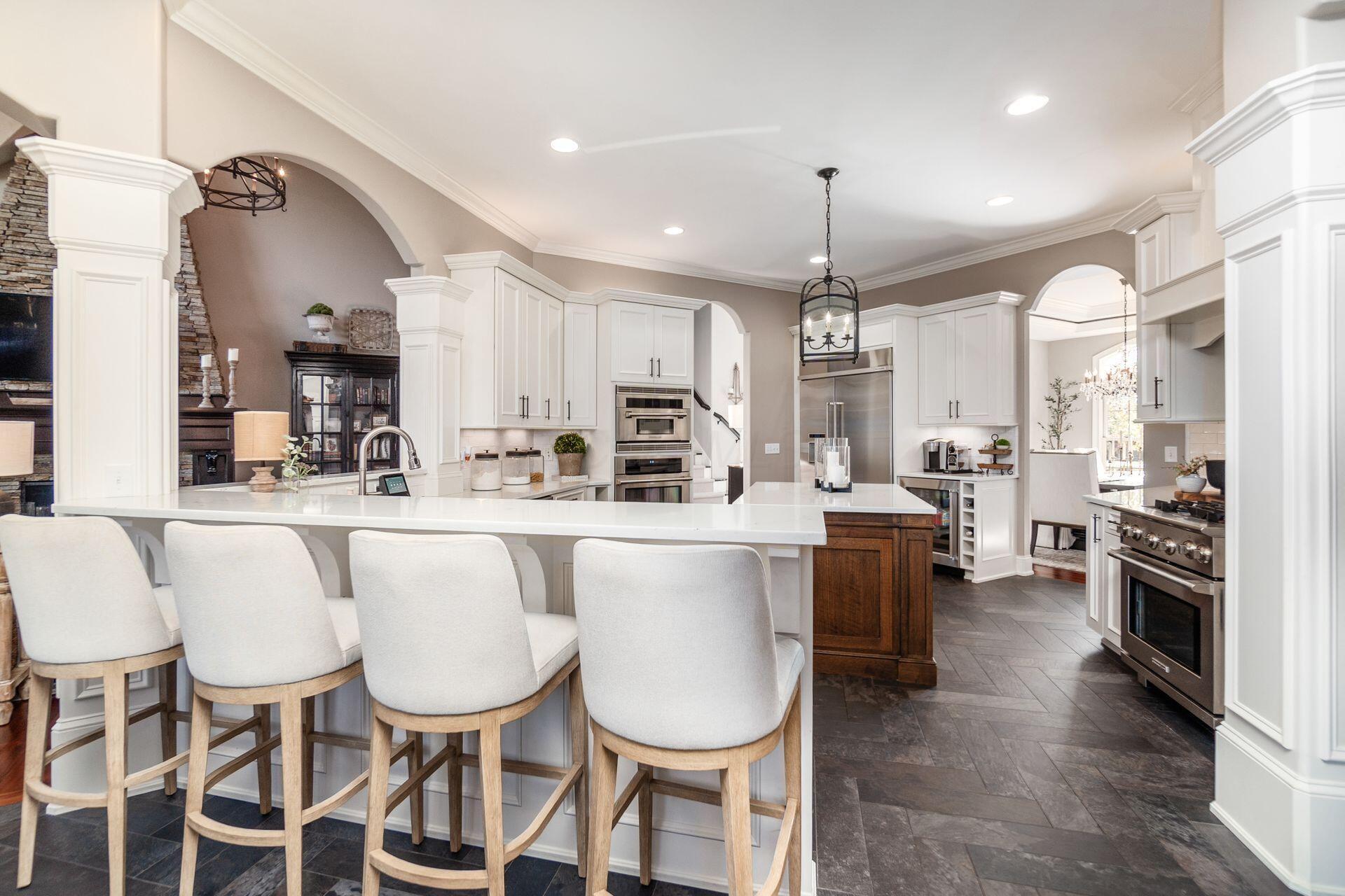 5208 Rosalind Boulevard