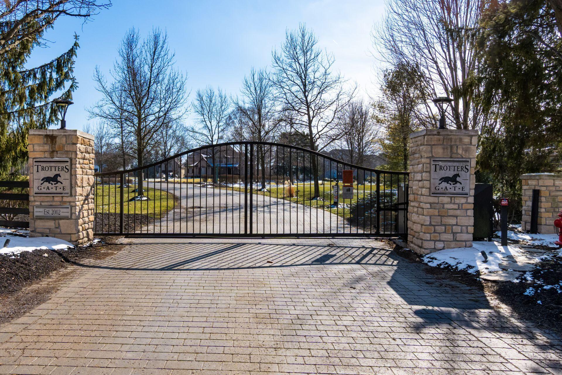 5208 Rosalind Boulevard