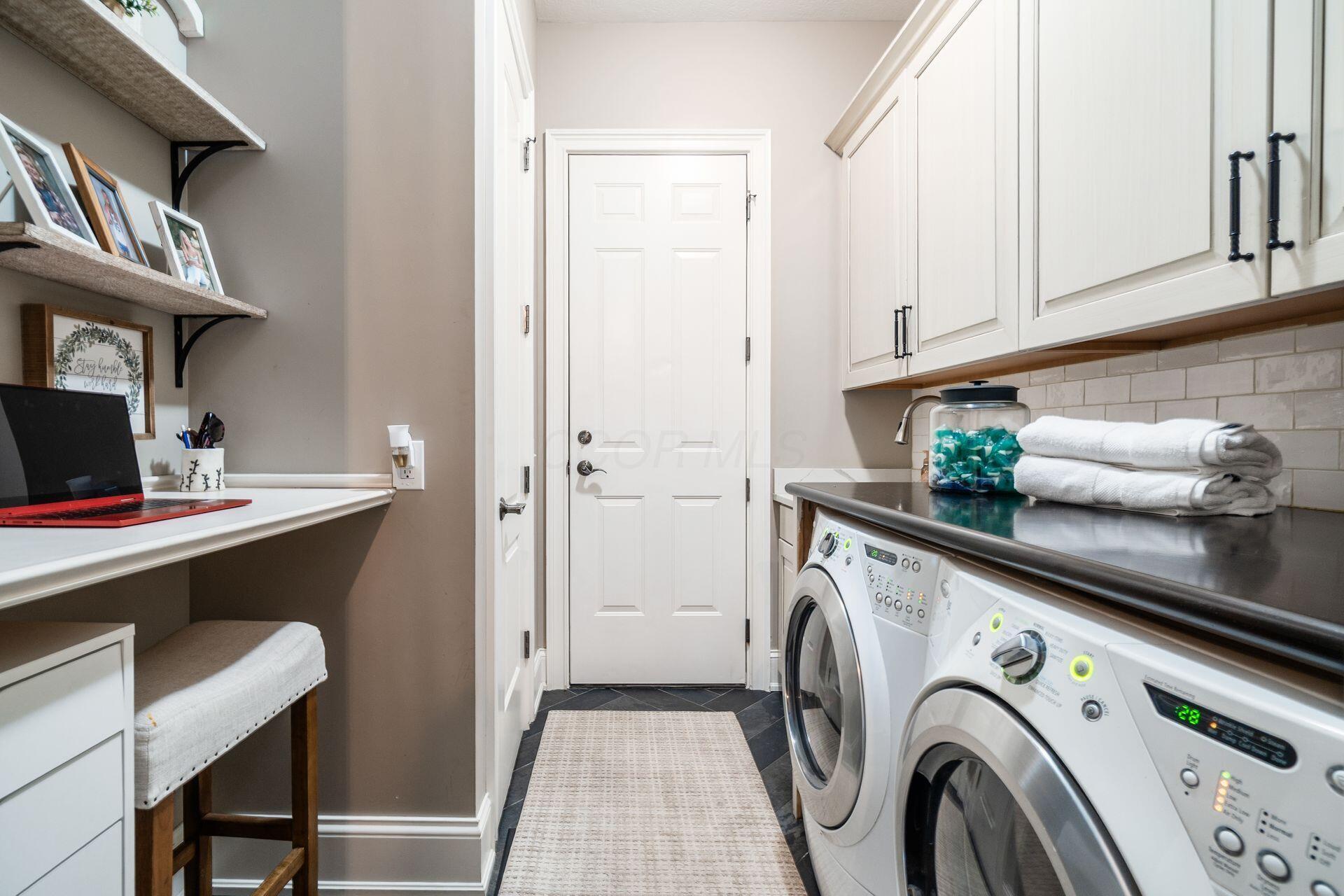 5208 Rosalind Boulevard