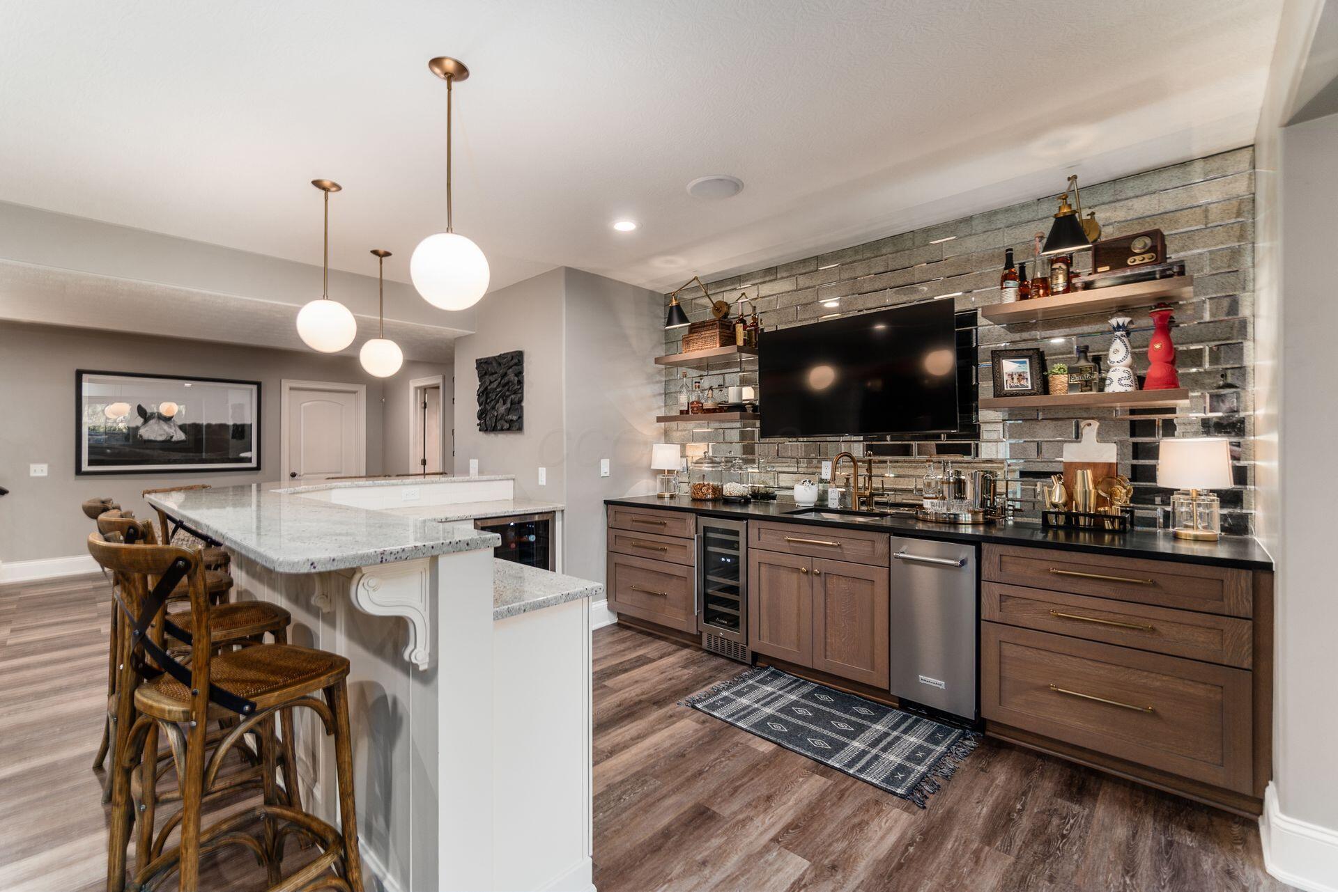 5208 Rosalind Boulevard