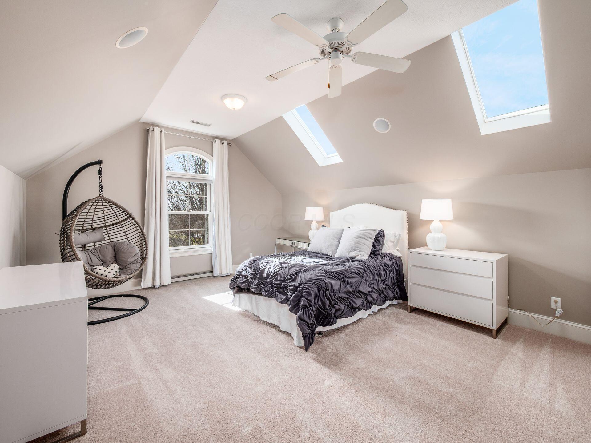 5208 Rosalind Boulevard