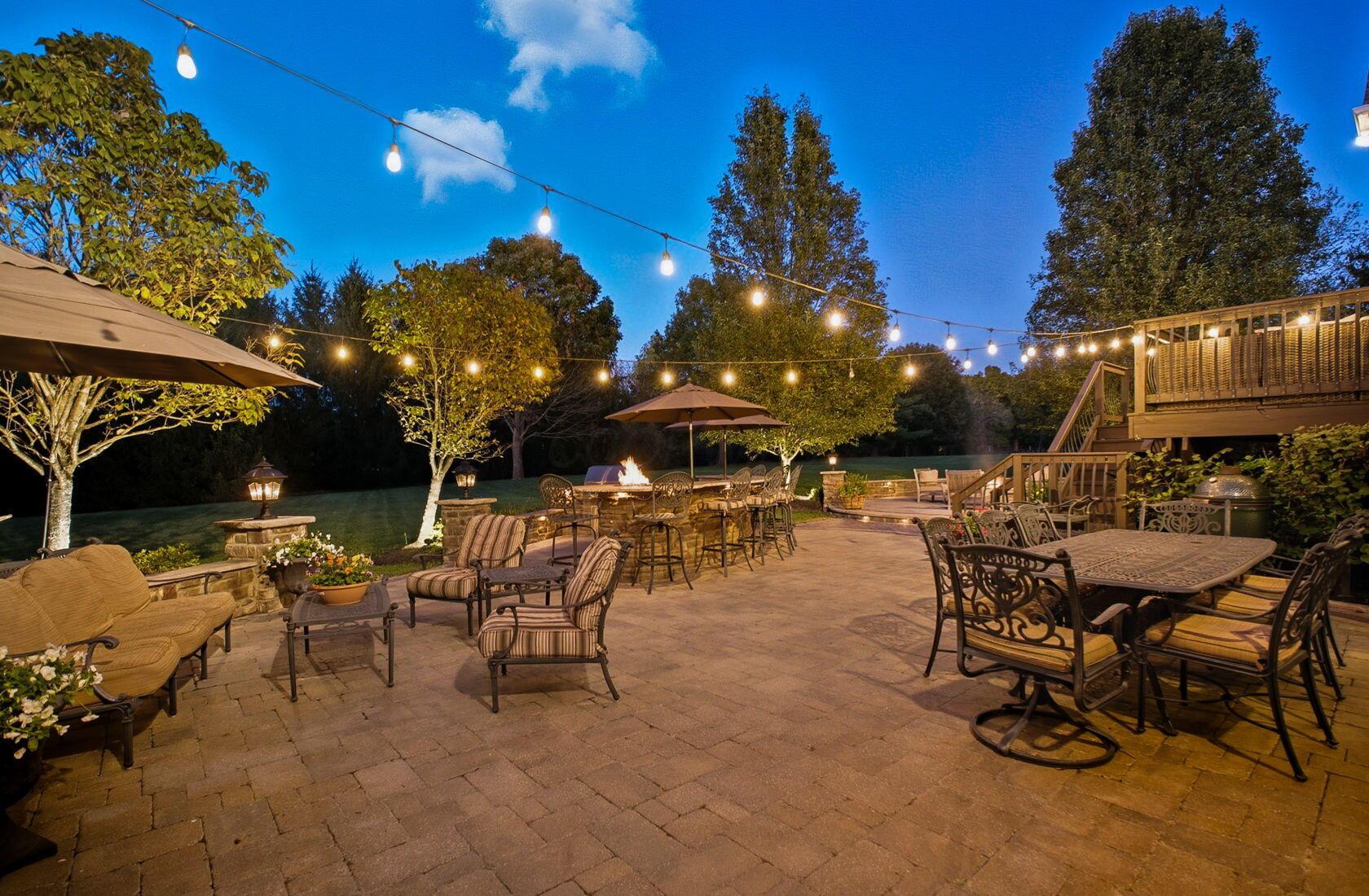 5208 Rosalind Boulevard