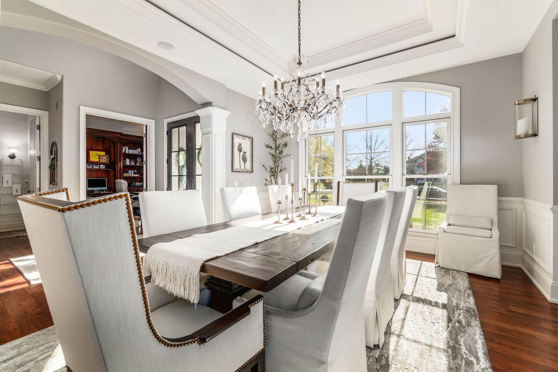 5208 Rosalind Boulevard