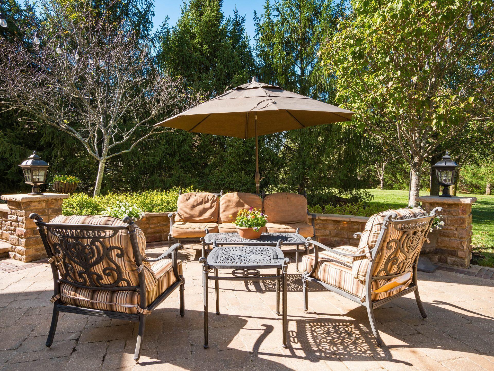 5208 Rosalind Boulevard