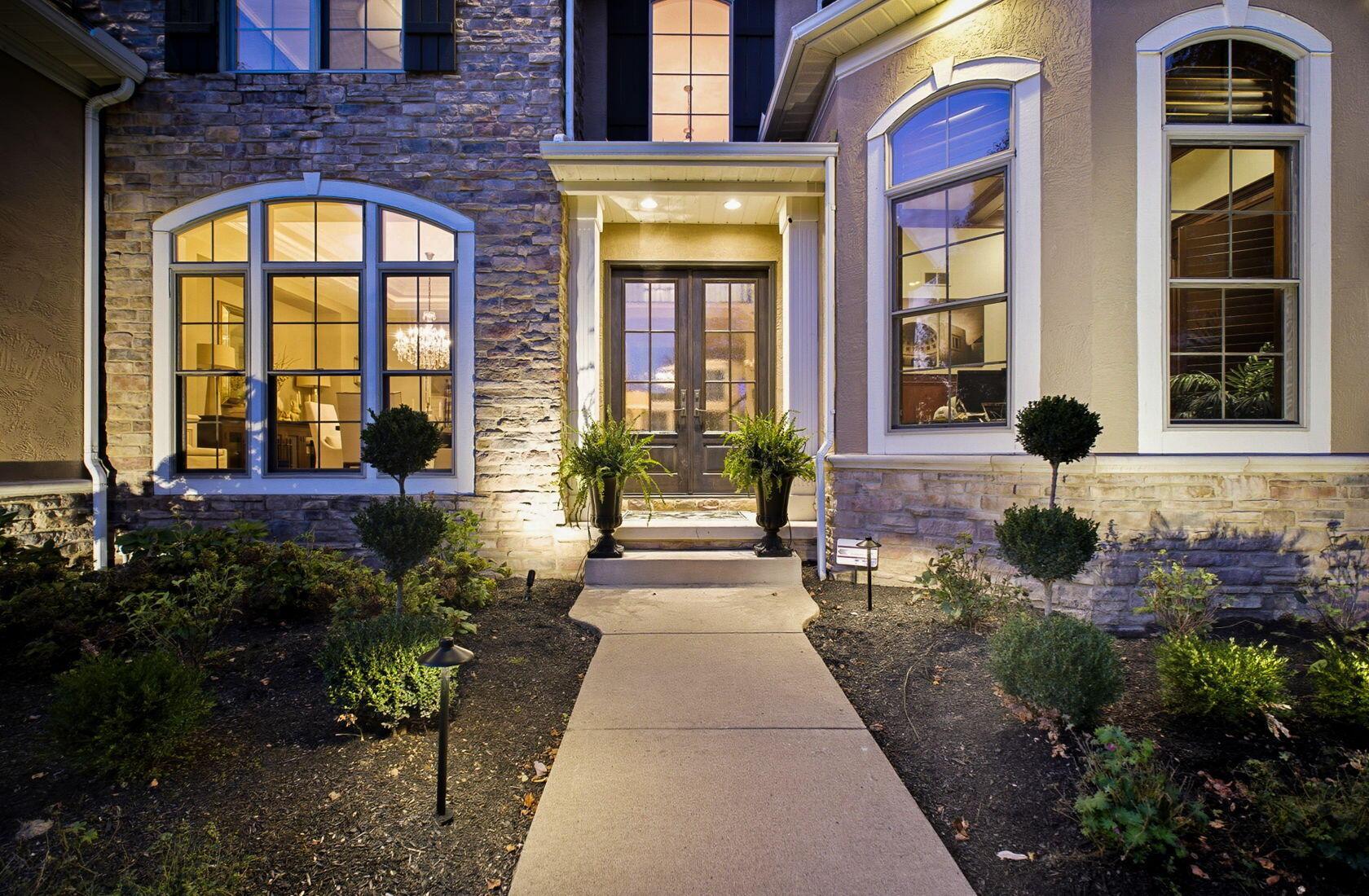 5208 Rosalind Boulevard