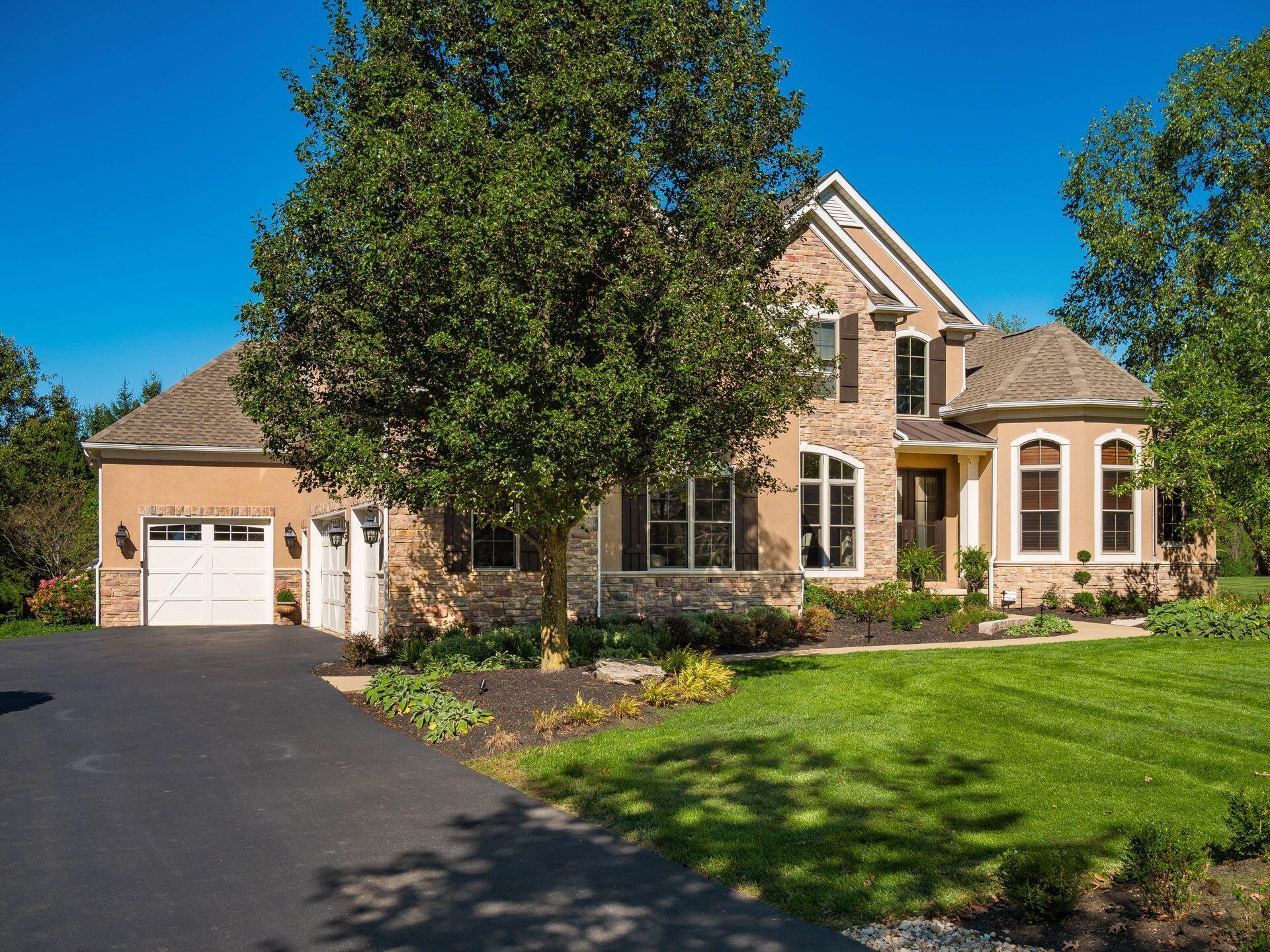 5208 Rosalind Boulevard