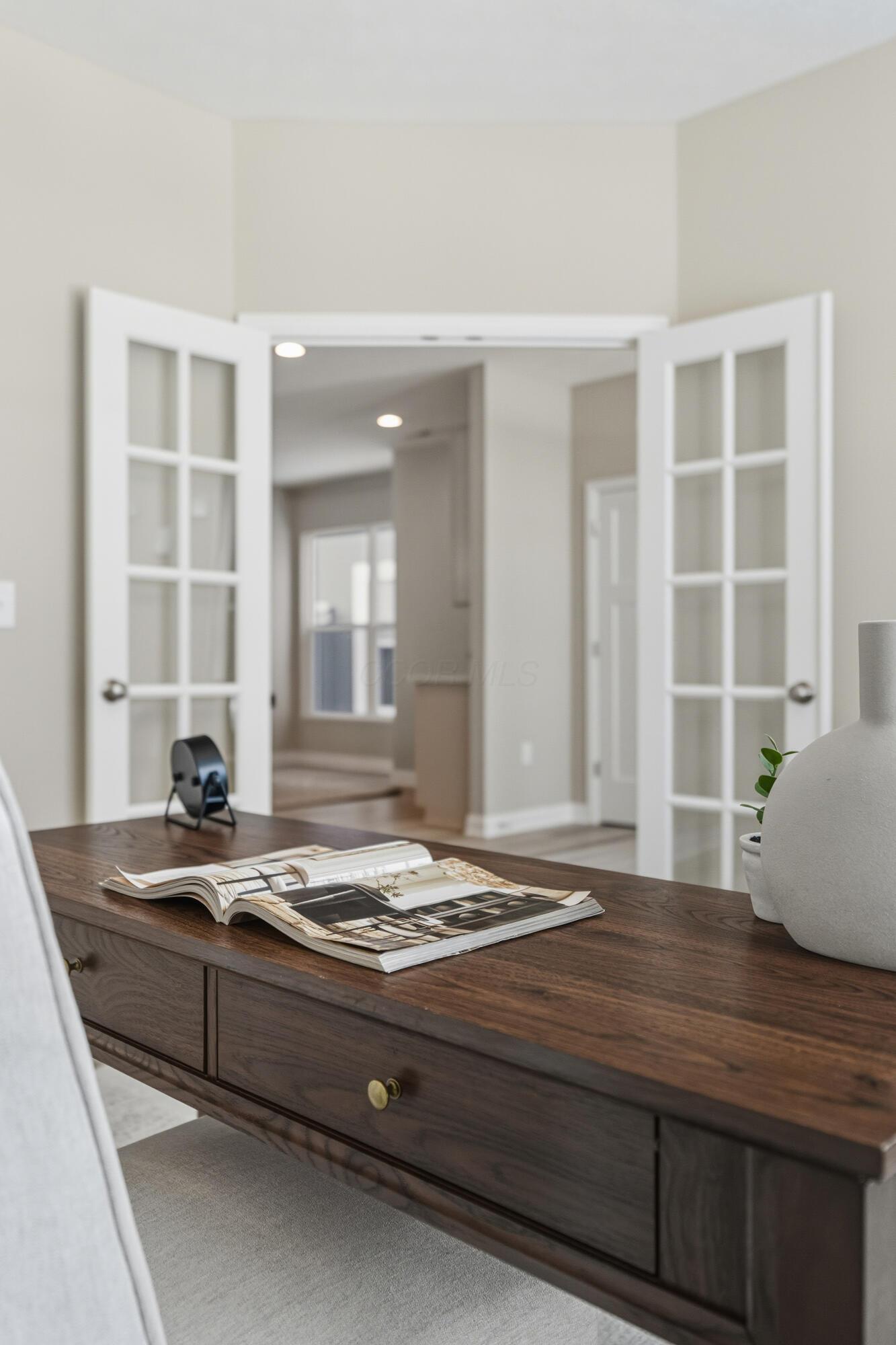 5552 Jessica Lane W
