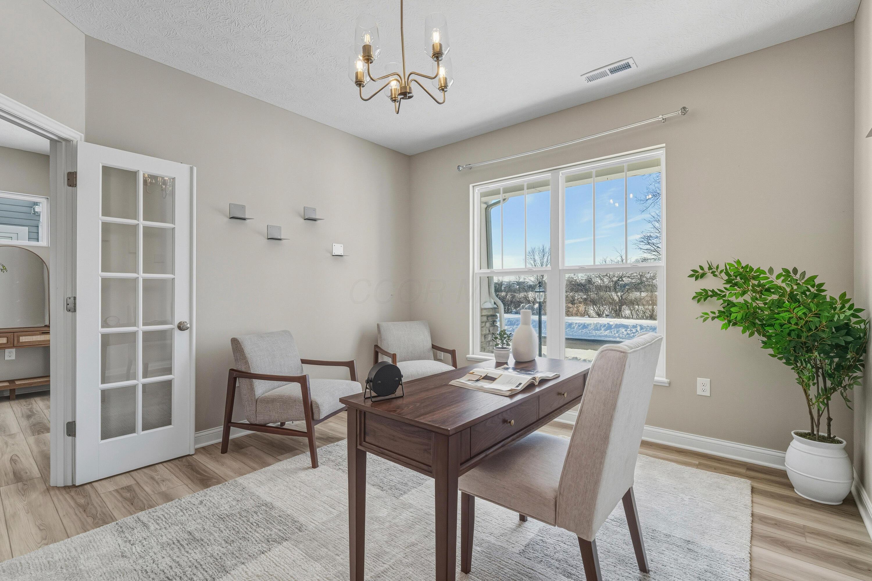5552 Jessica Lane W