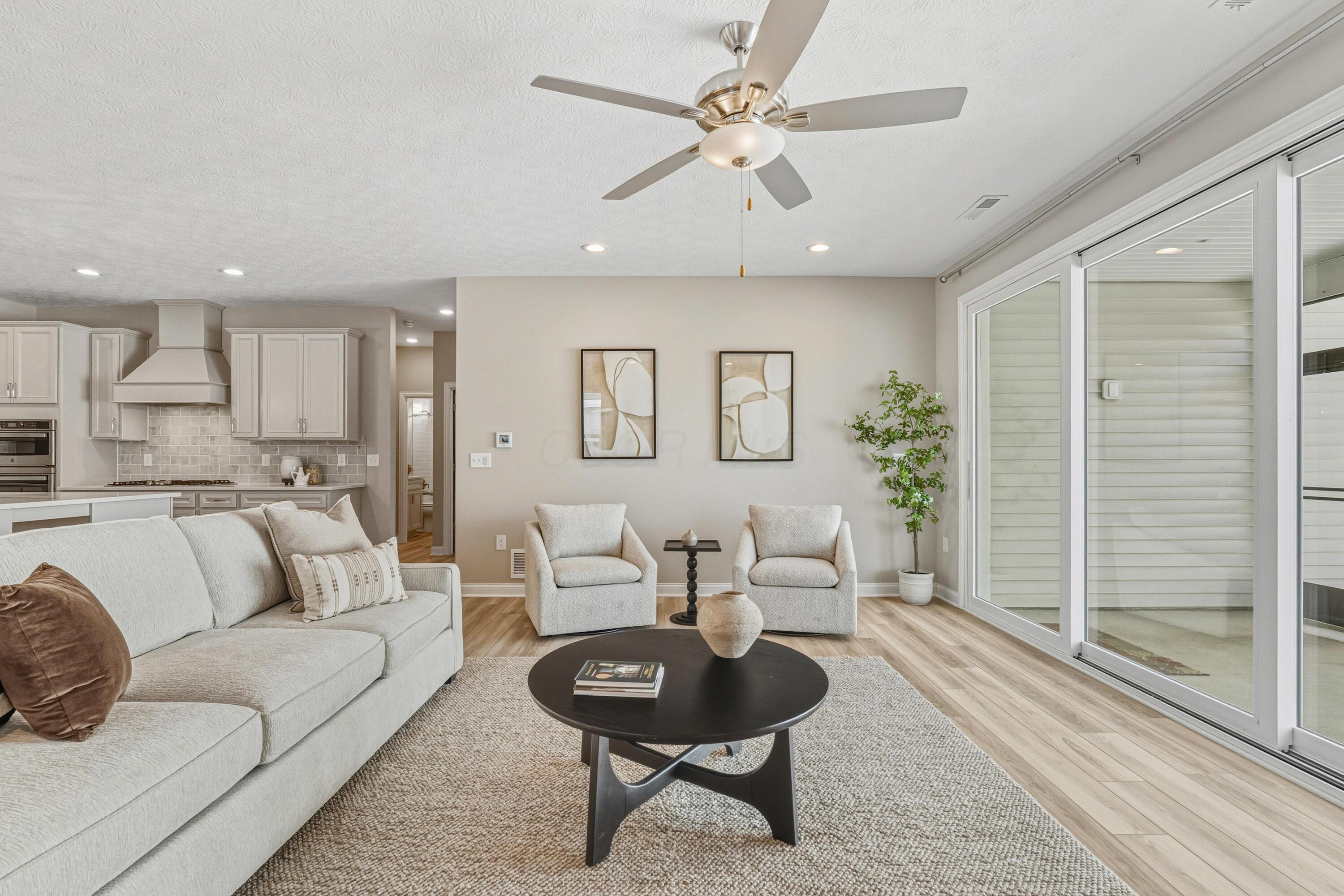 5552 Jessica Lane W