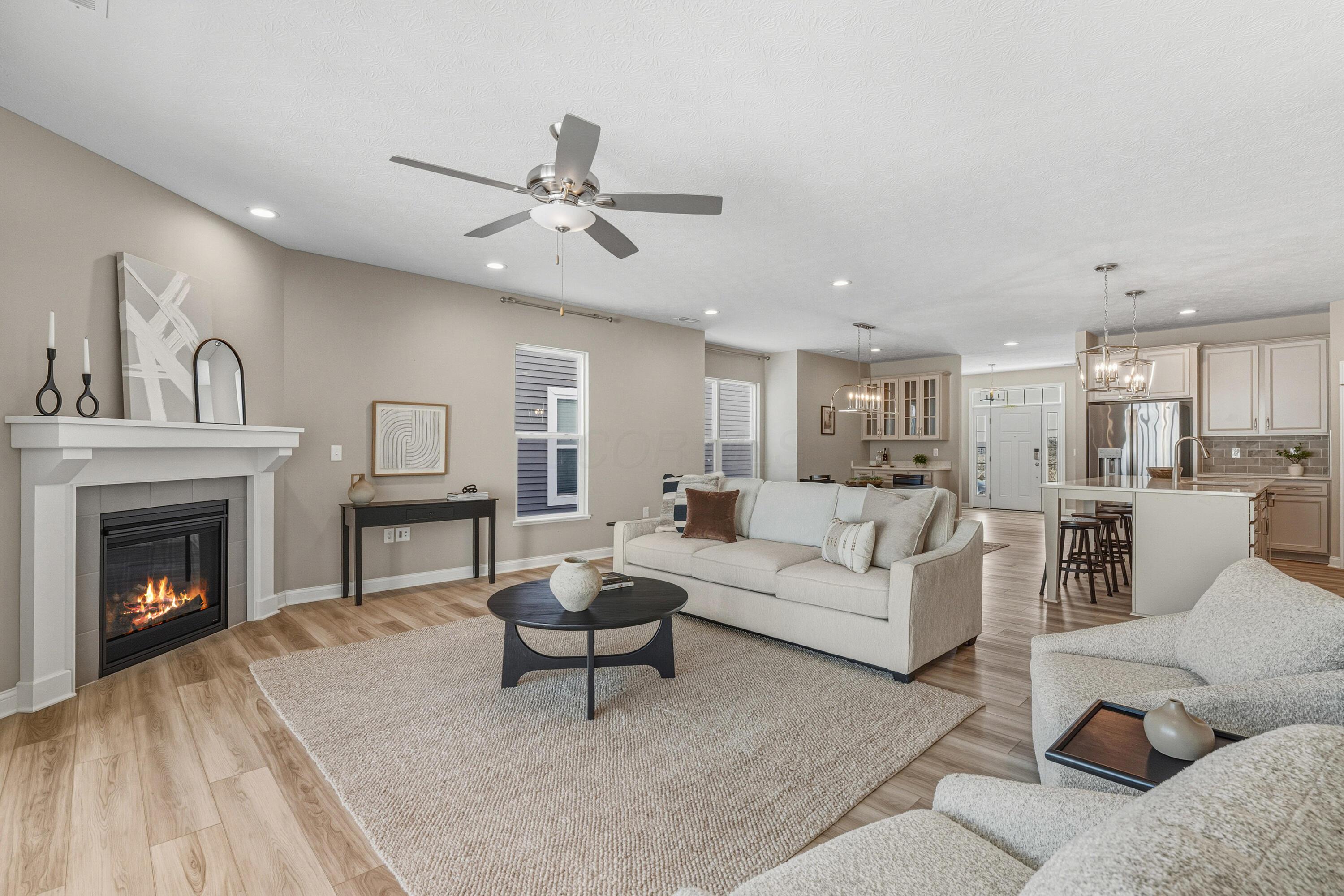 5552 Jessica Lane W