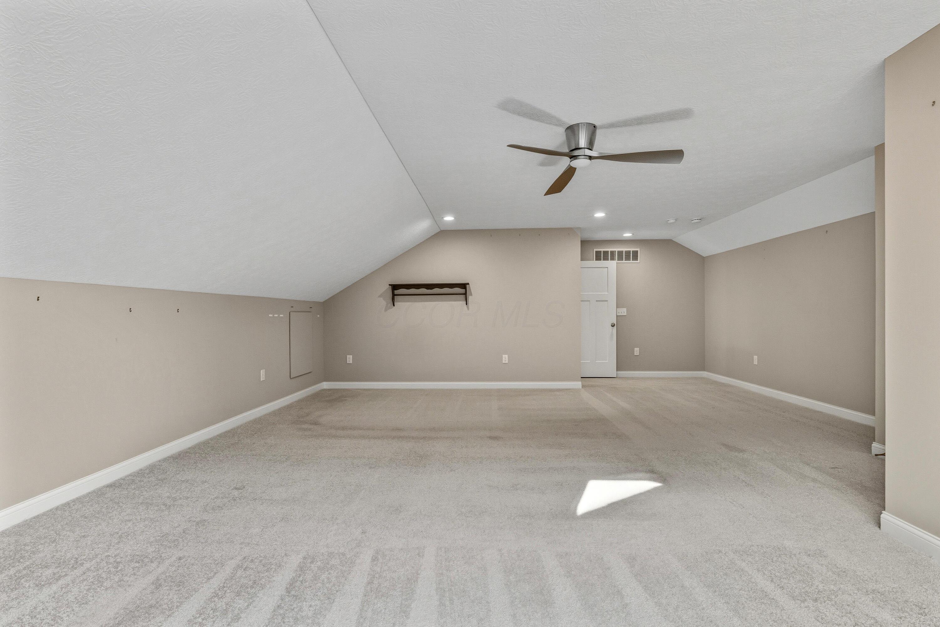 5552 Jessica Lane W