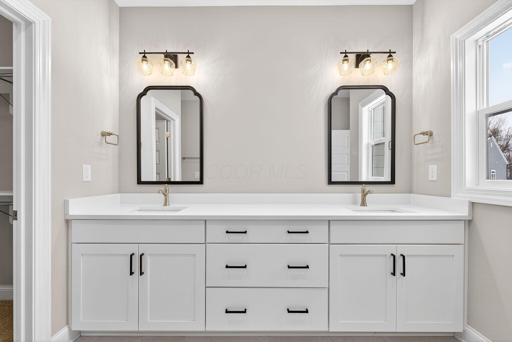 11407 Gold Finch Drive