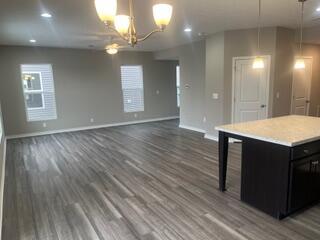 2712 Drycreek Court