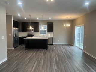 2712 Drycreek Court