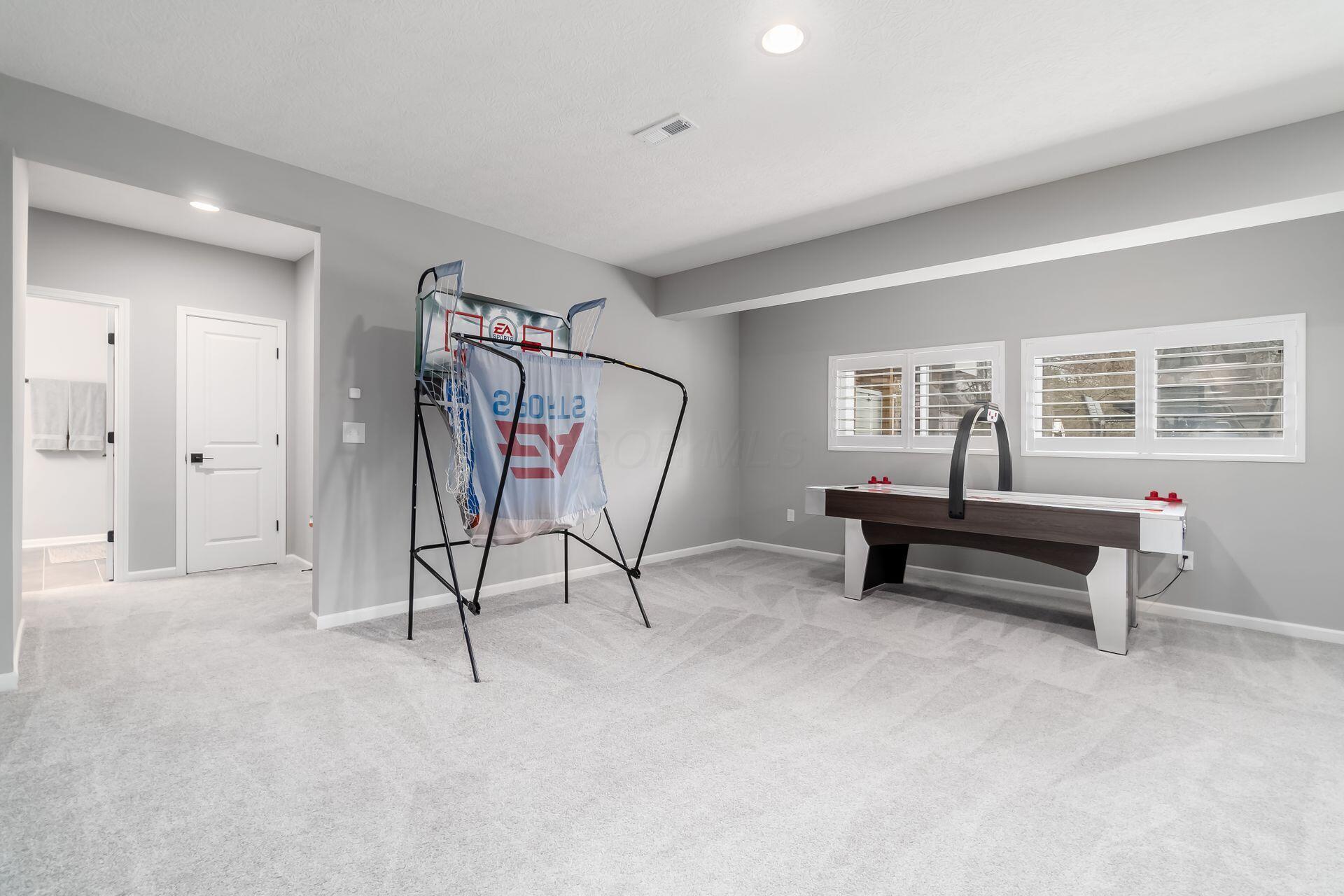 4532 Coyote Crossing