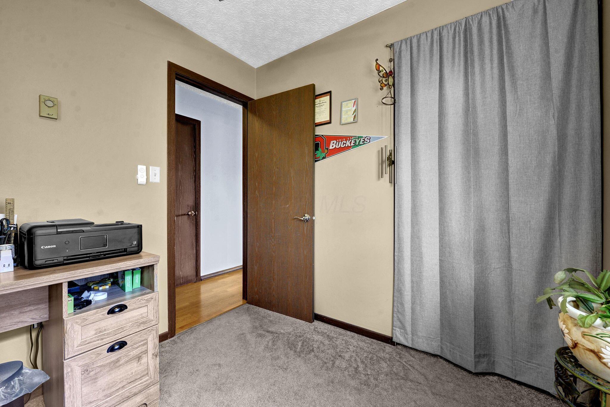 6558 Maple Way