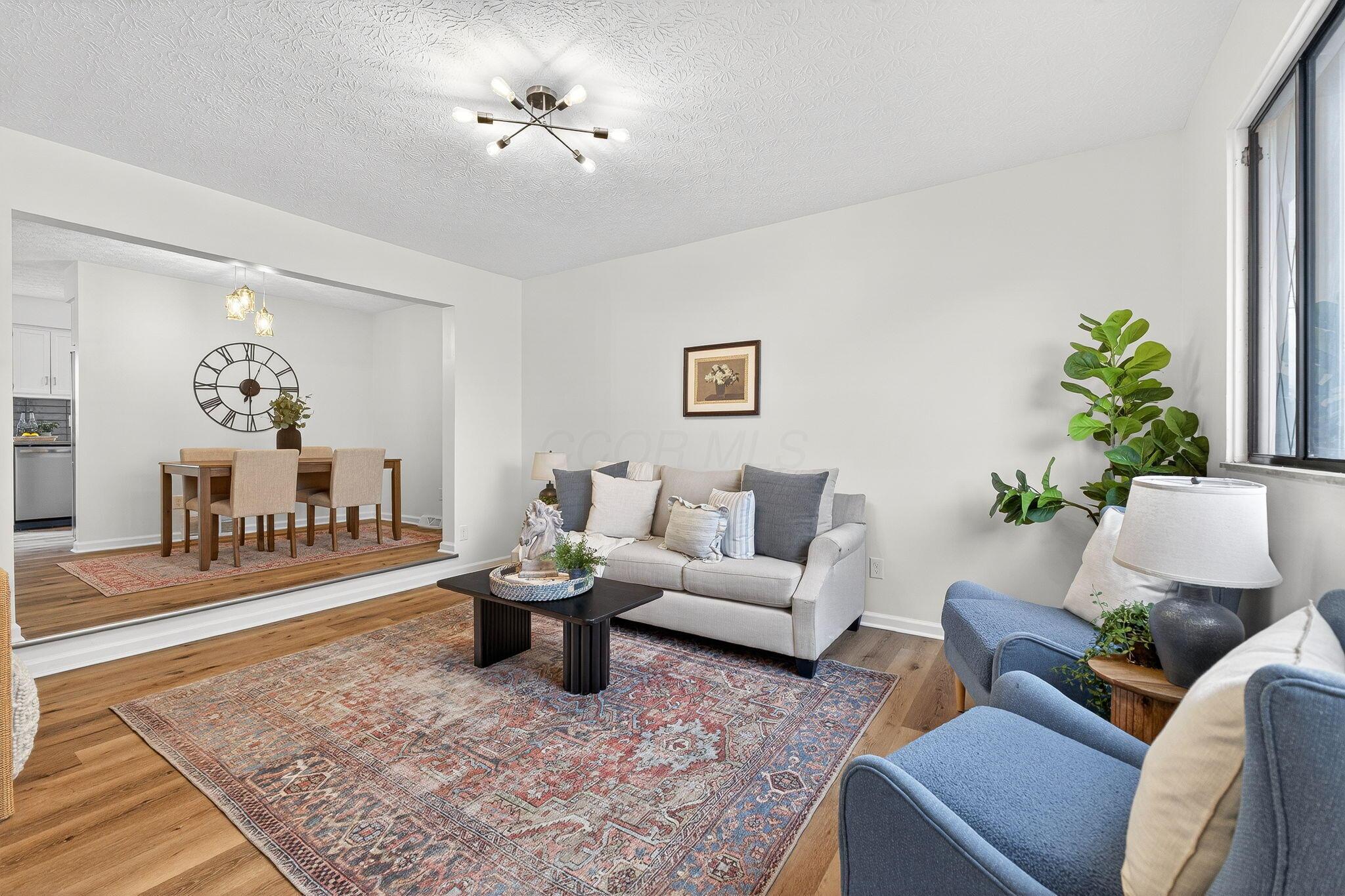 975 Hidden Acres Court, 975