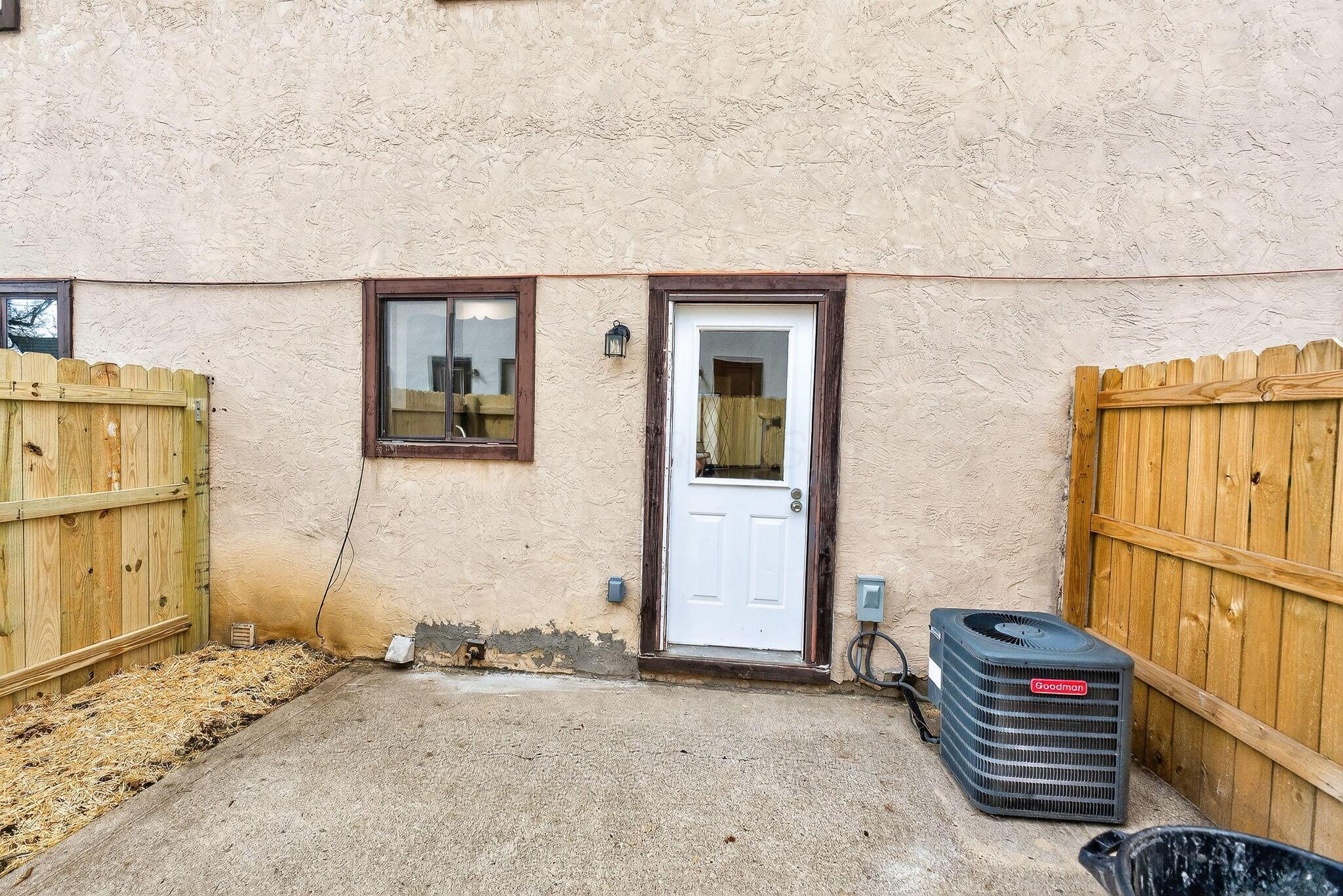 975 Hidden Acres Court, 975
