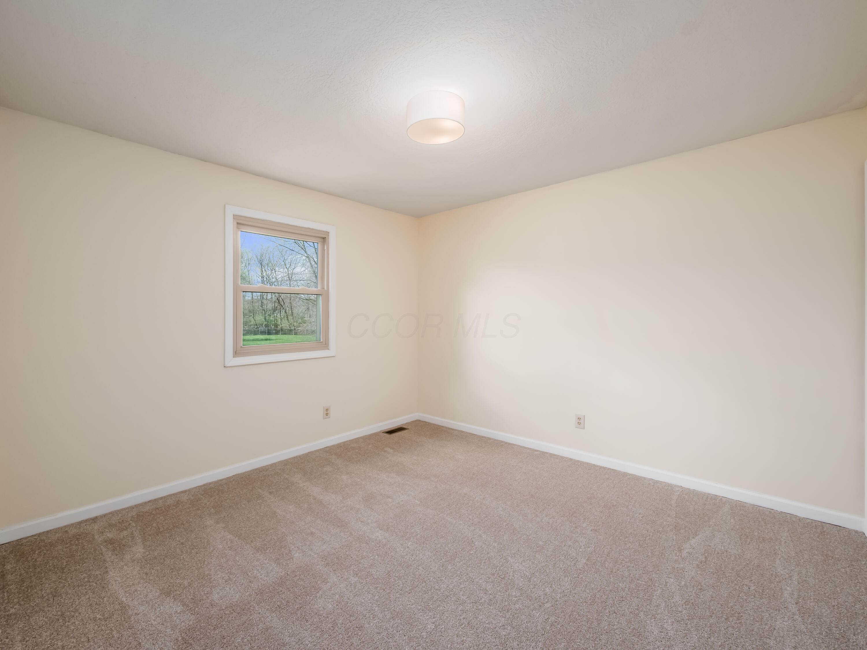327 Whetstone Drive W