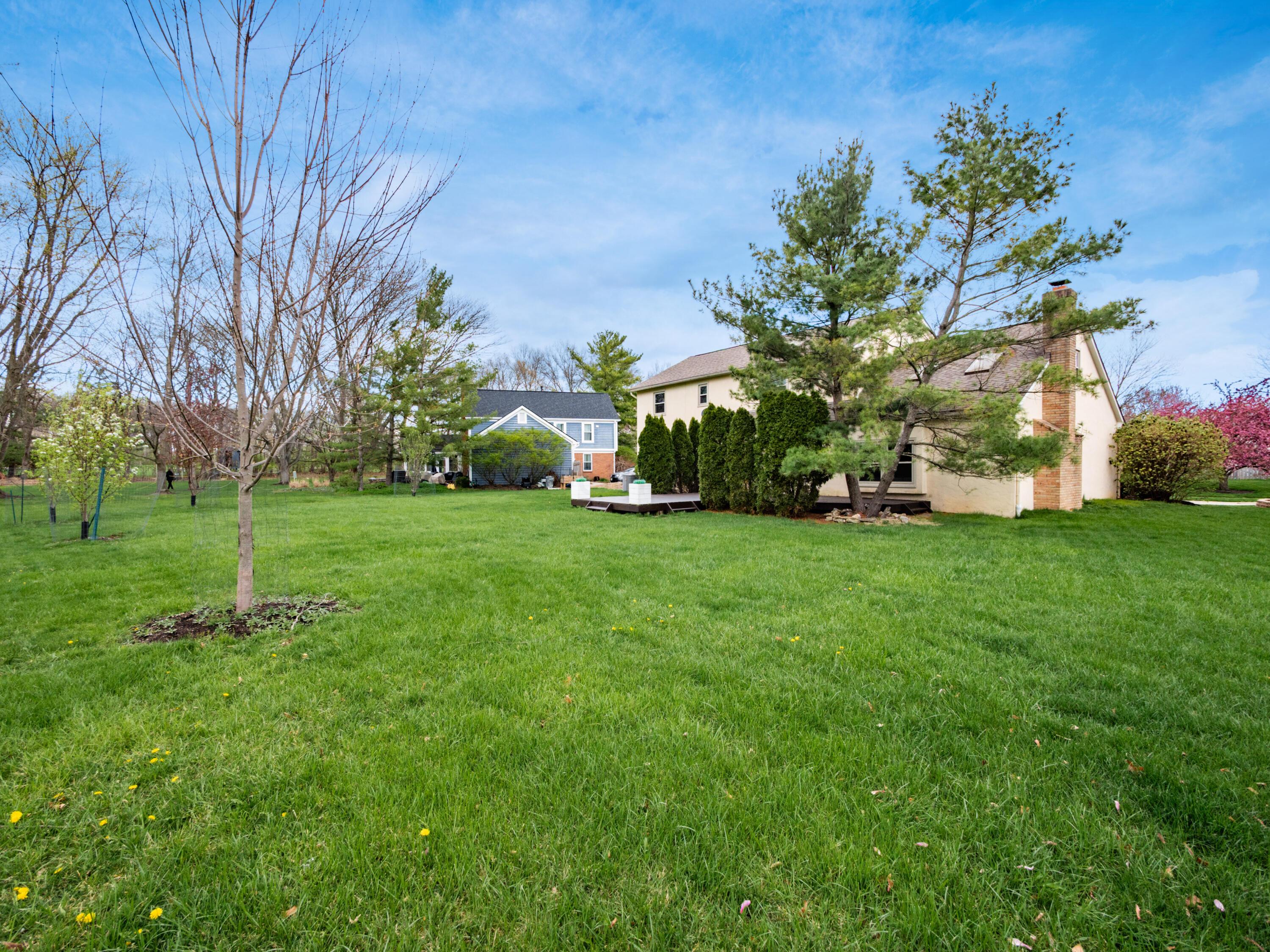 327 Whetstone Drive W