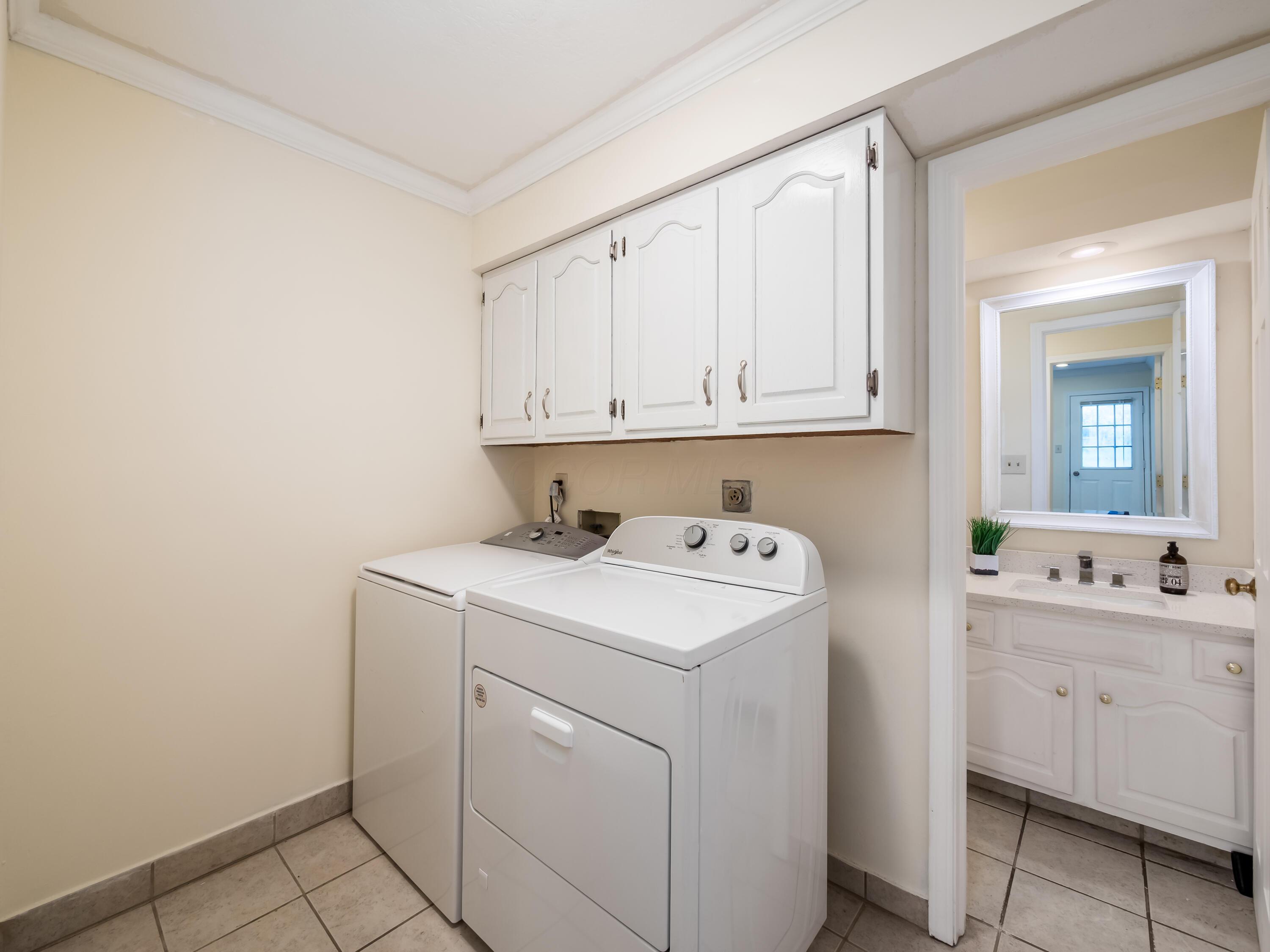 327 Whetstone Drive W