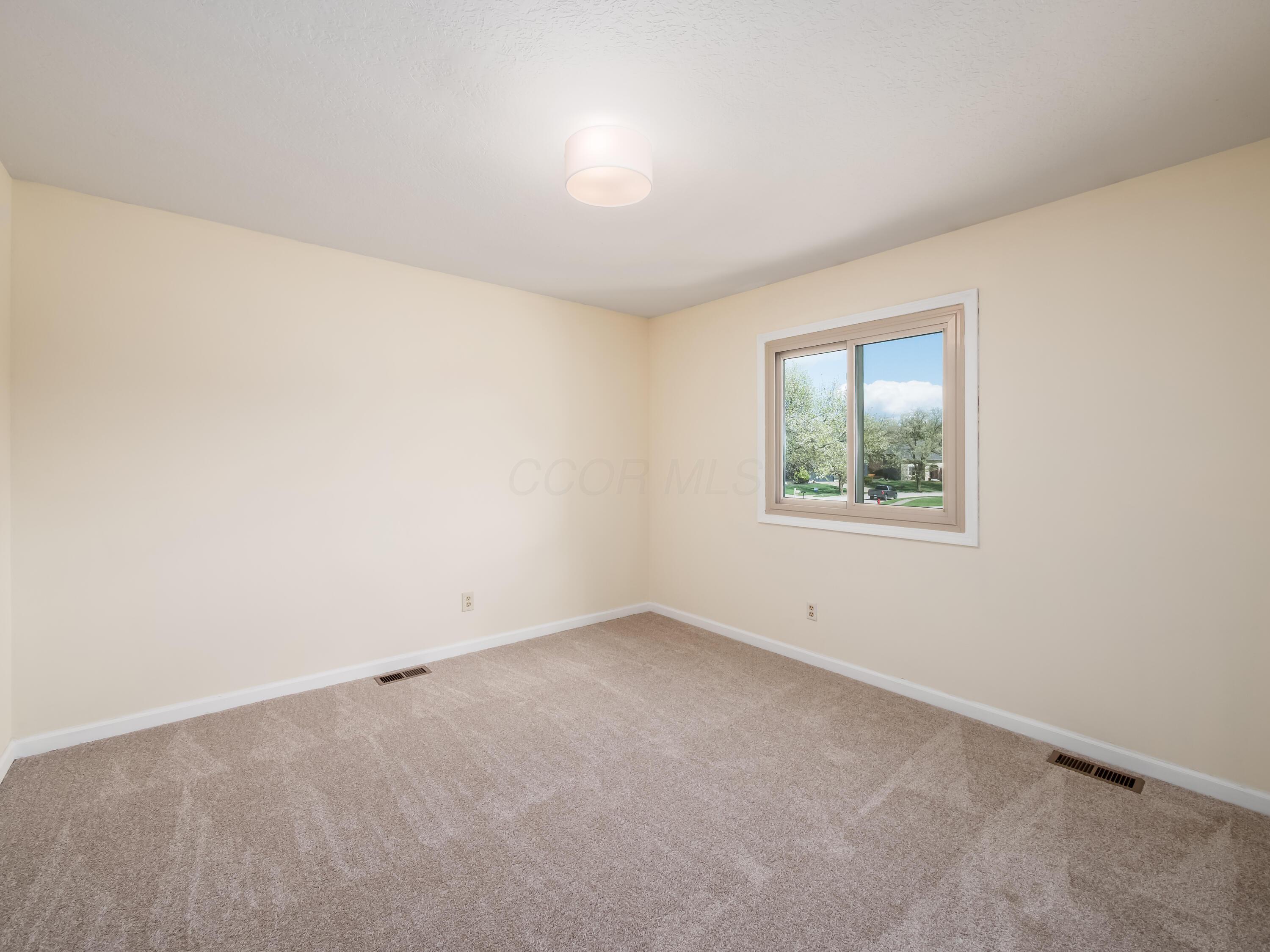 327 Whetstone Drive W