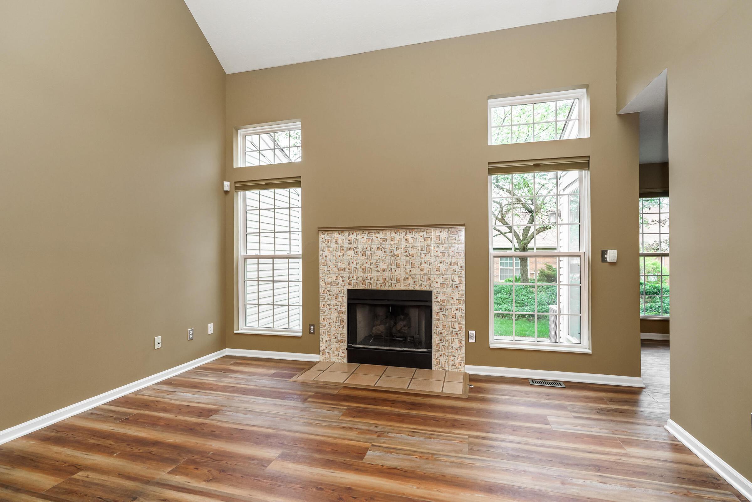 5454 Aubrey Loop, 2