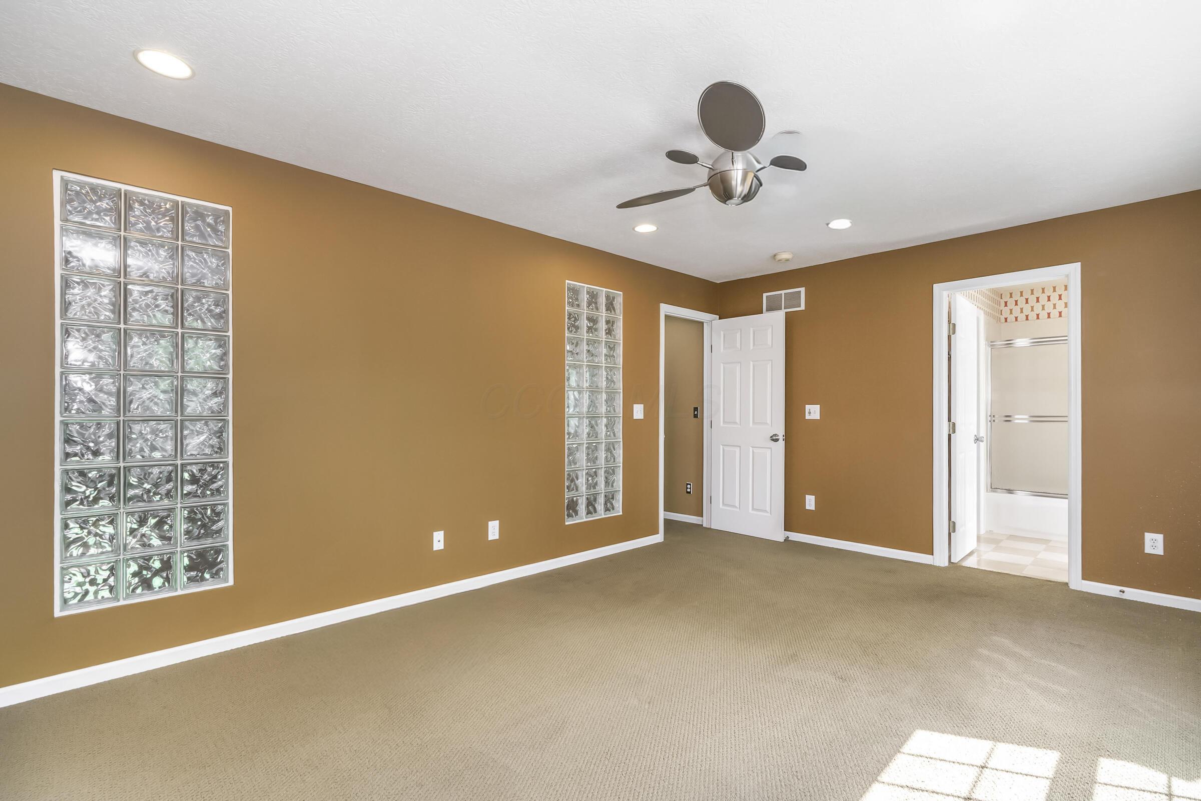 5454 Aubrey Loop, 2
