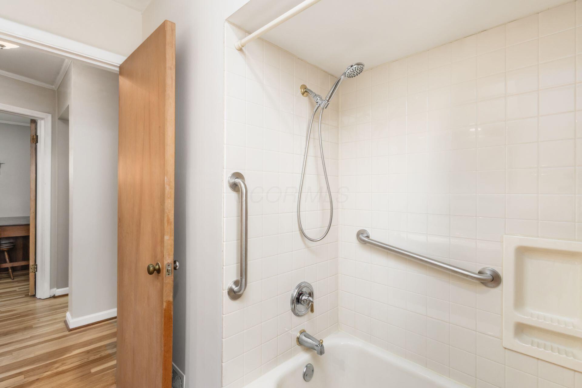 3478 Colchester Road