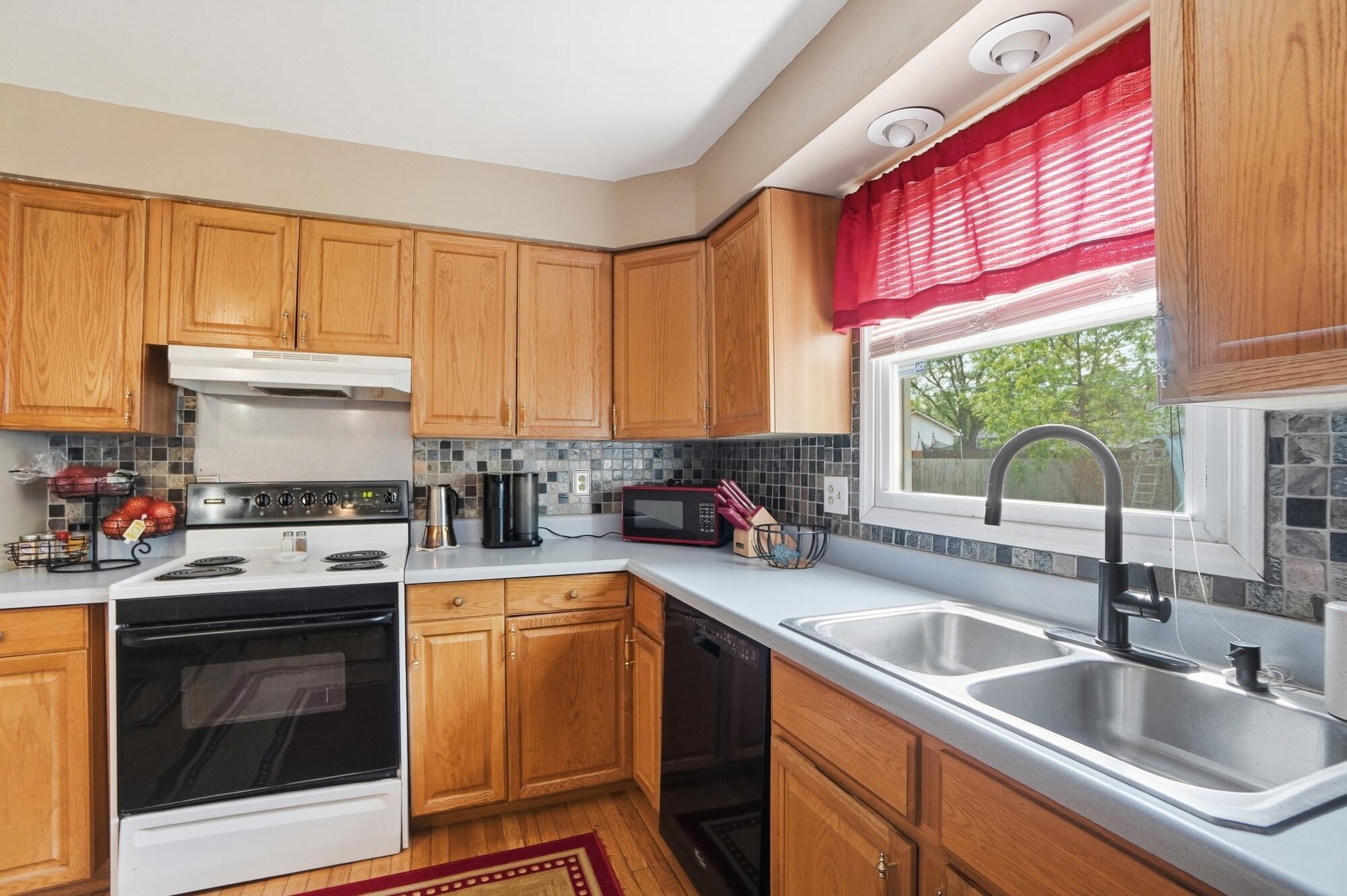 1453 Demorest Road