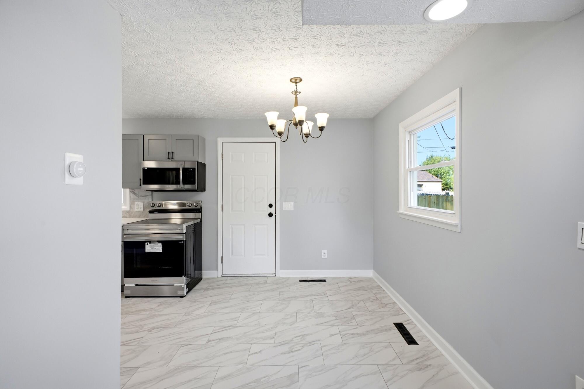 1189 Simpson Drive