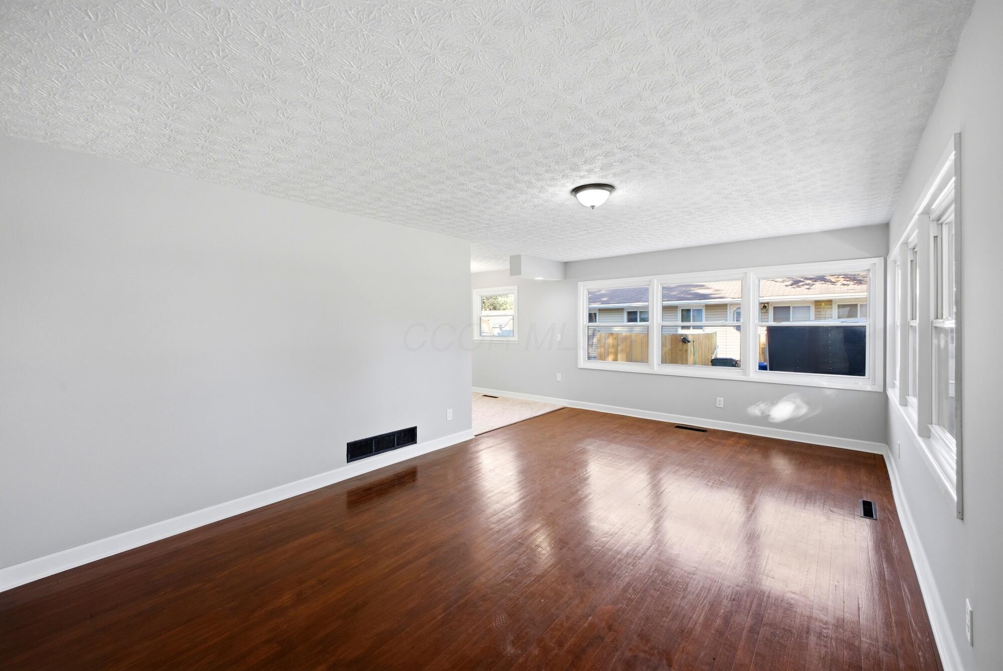 1189 Simpson Drive