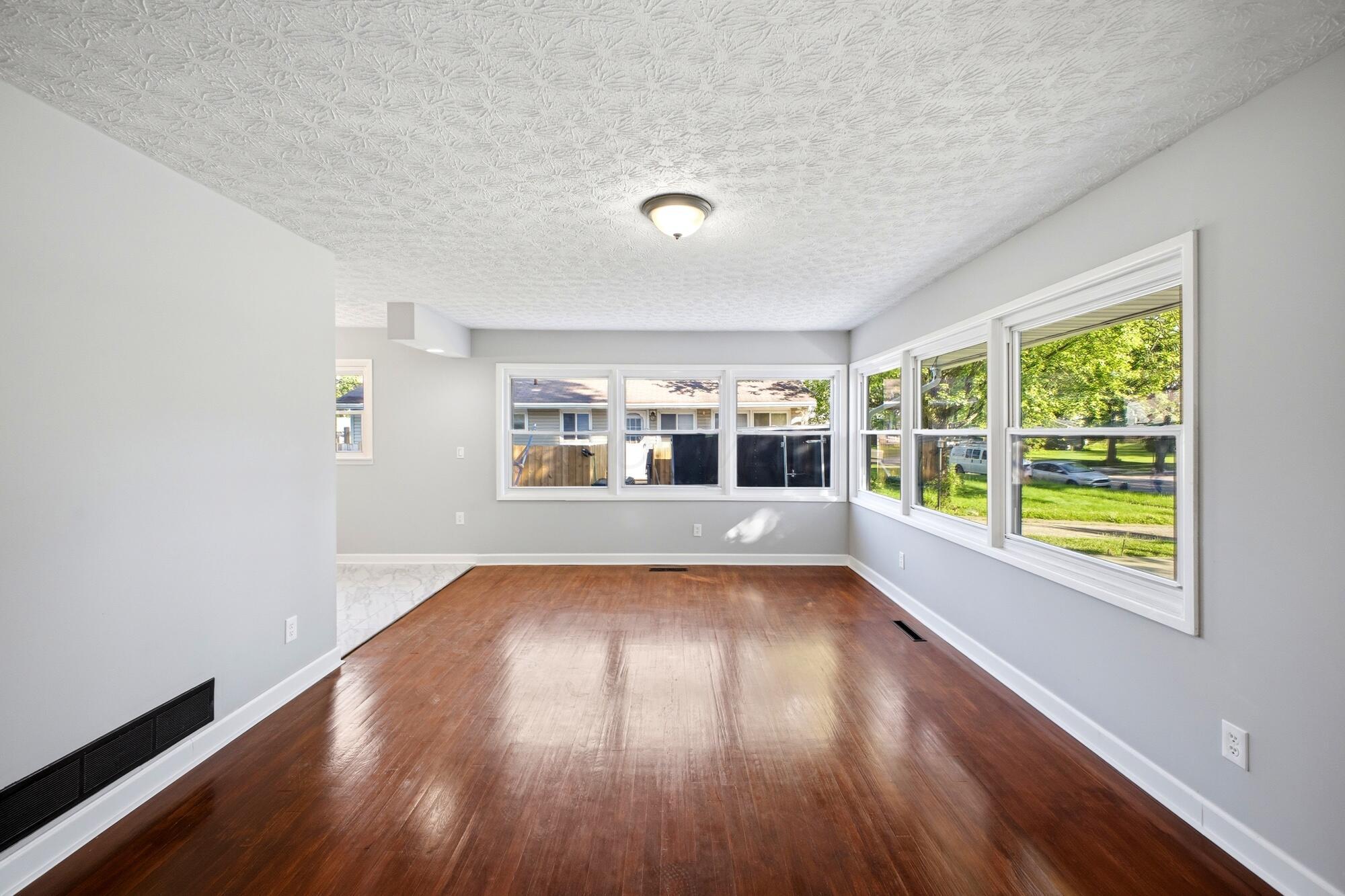 1189 Simpson Drive