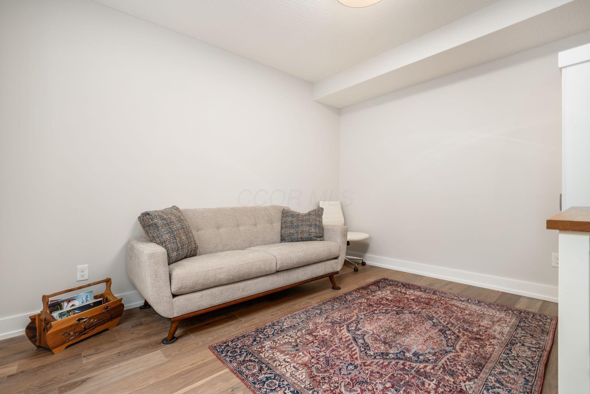 11375 Gold Finch Drive