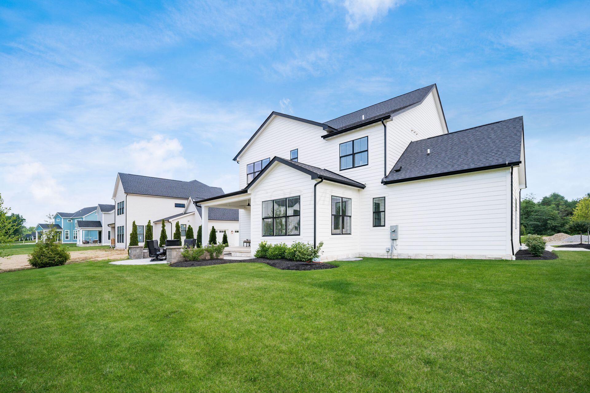 11375 Gold Finch Drive