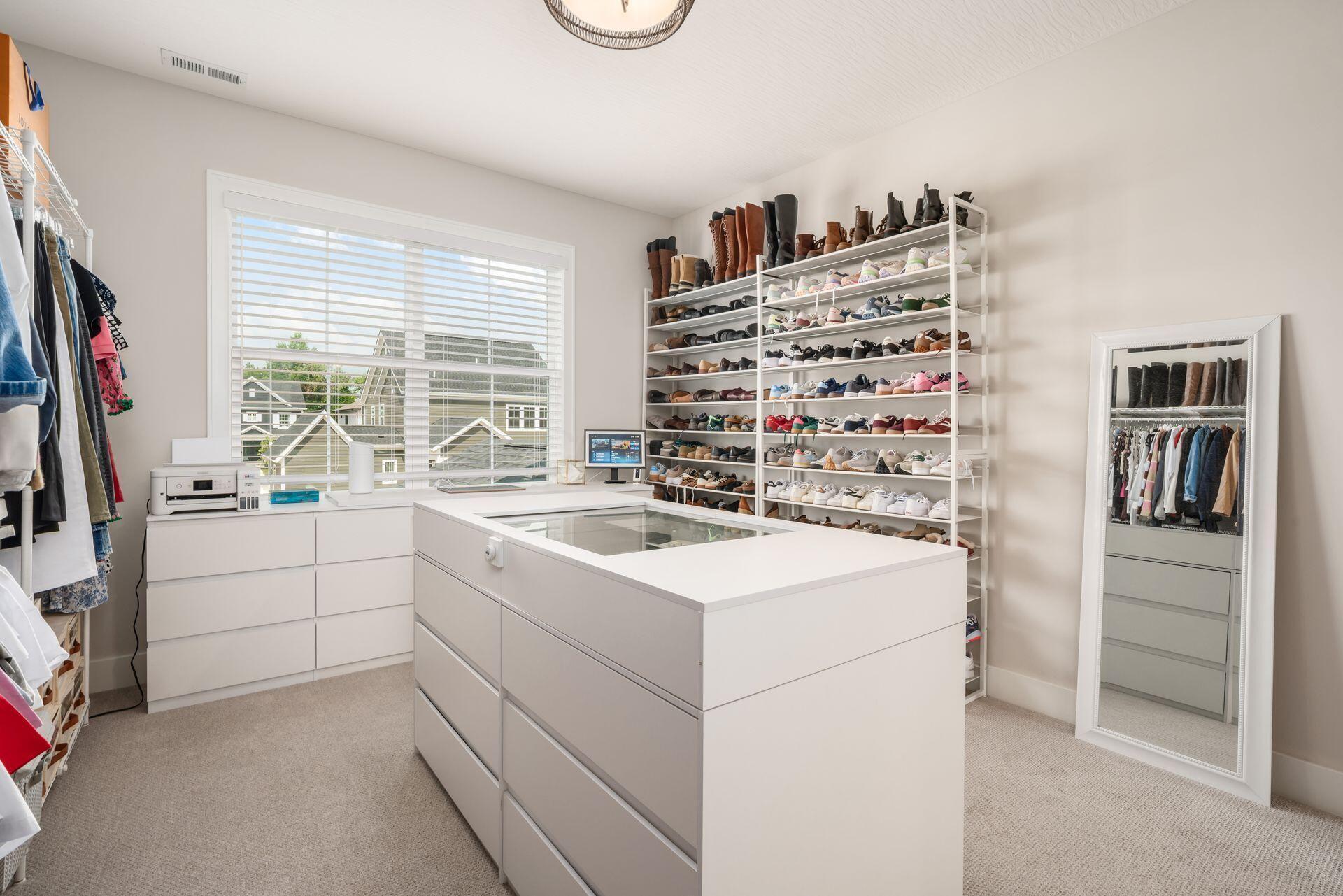 11375 Gold Finch Drive